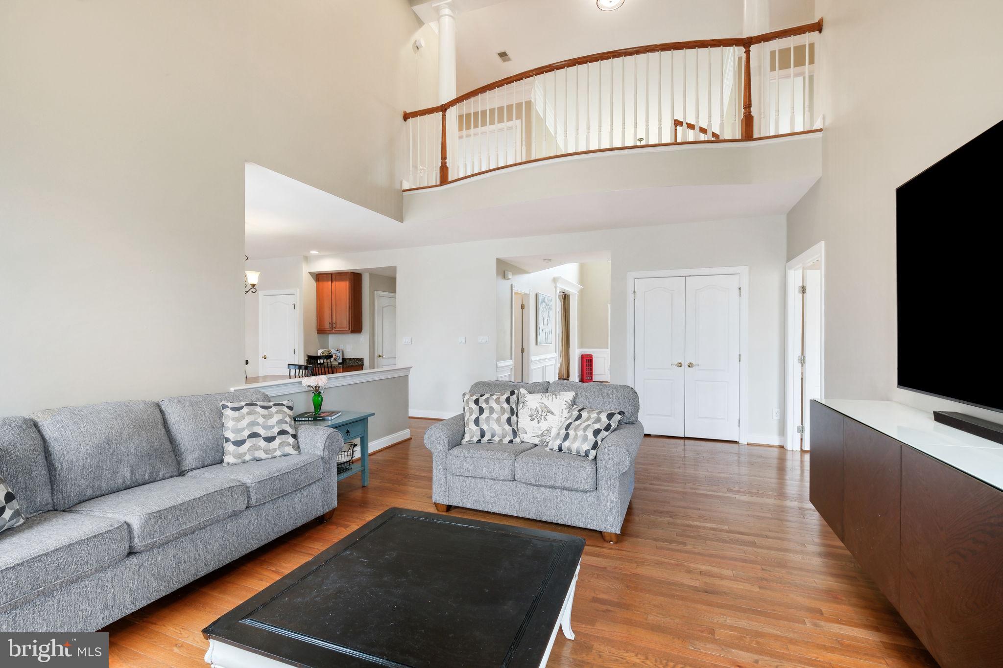 LOUDOUN VALLEY ESTATES - Residential