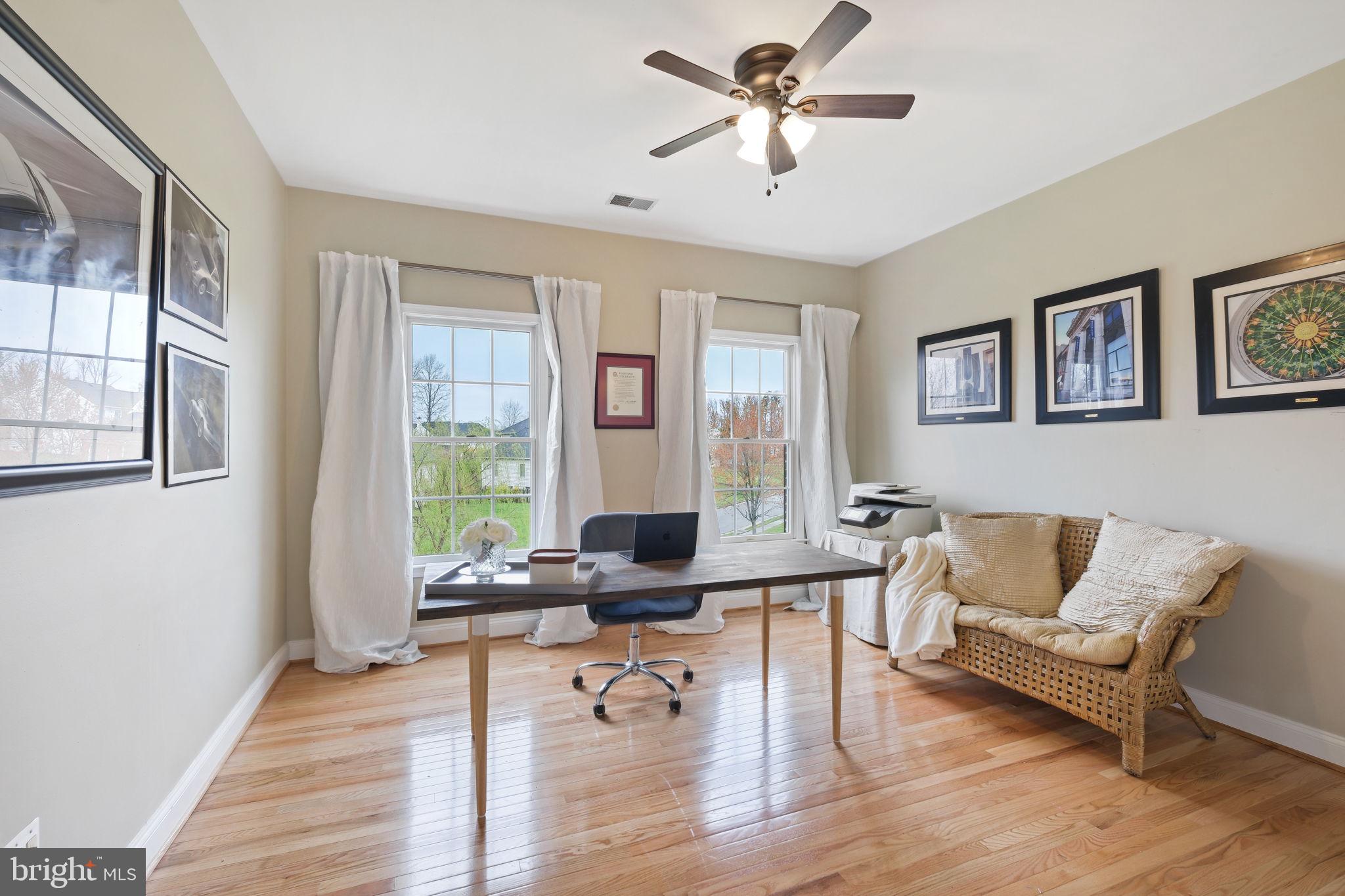 LOUDOUN VALLEY ESTATES - Residential