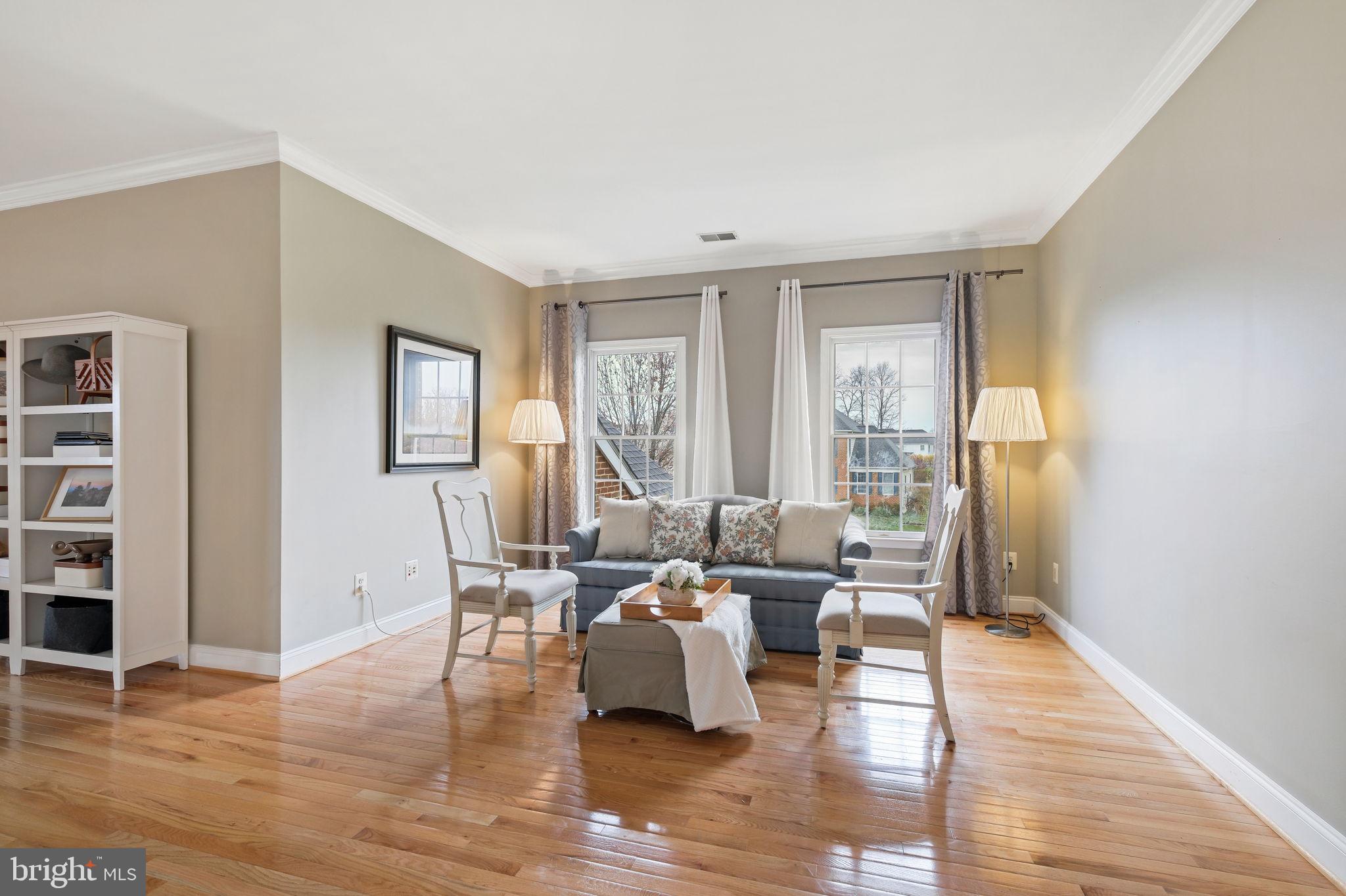 LOUDOUN VALLEY ESTATES - Residential