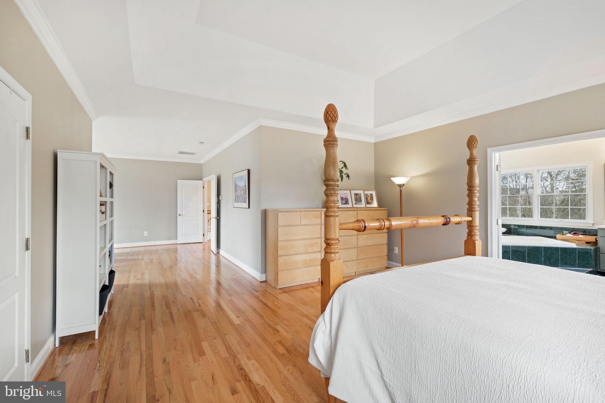 LOUDOUN VALLEY ESTATES - Residential