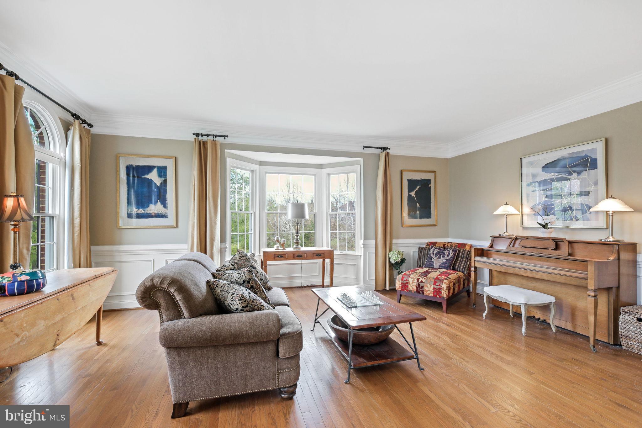 LOUDOUN VALLEY ESTATES - Residential