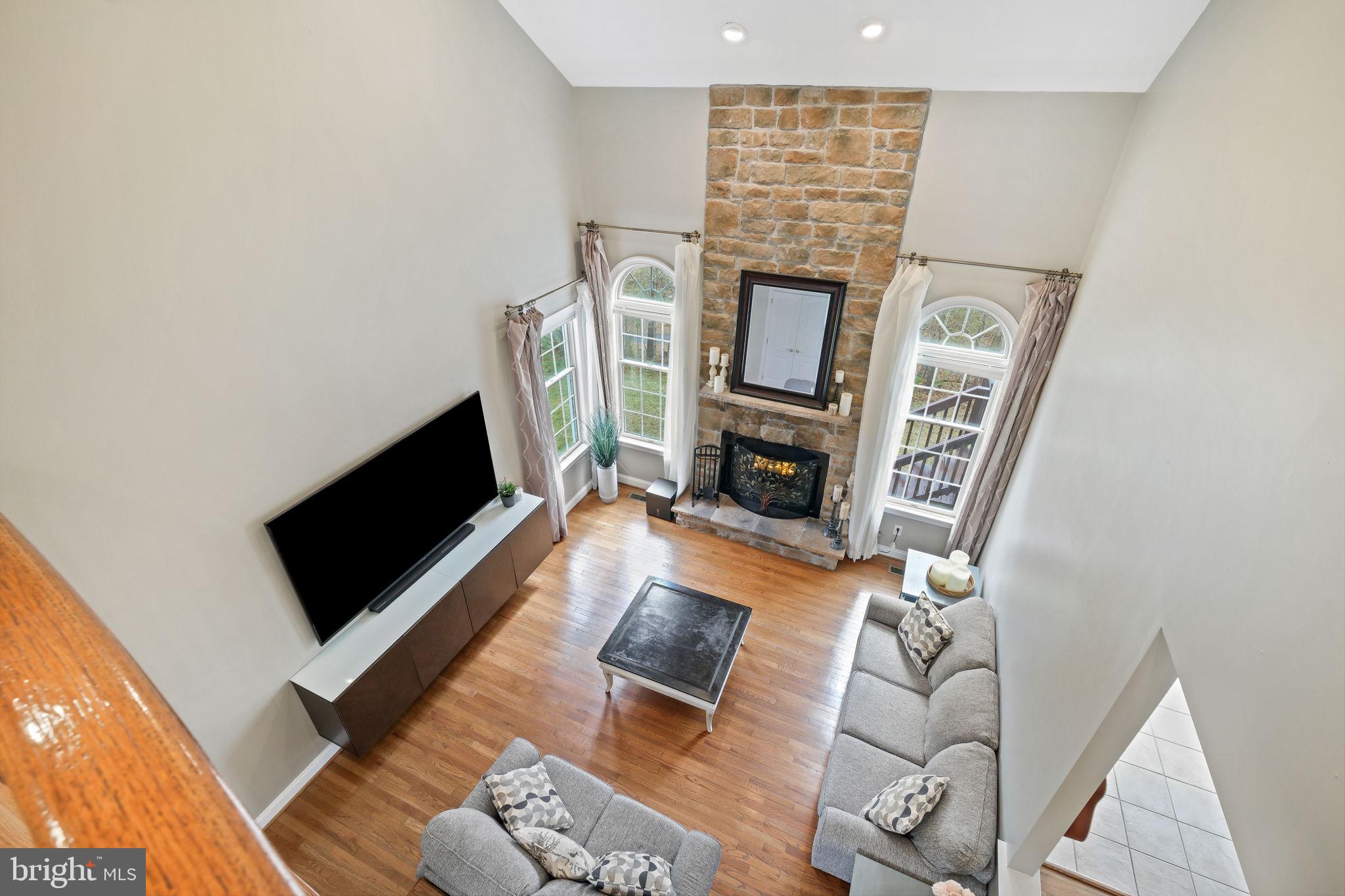 LOUDOUN VALLEY ESTATES - Residential