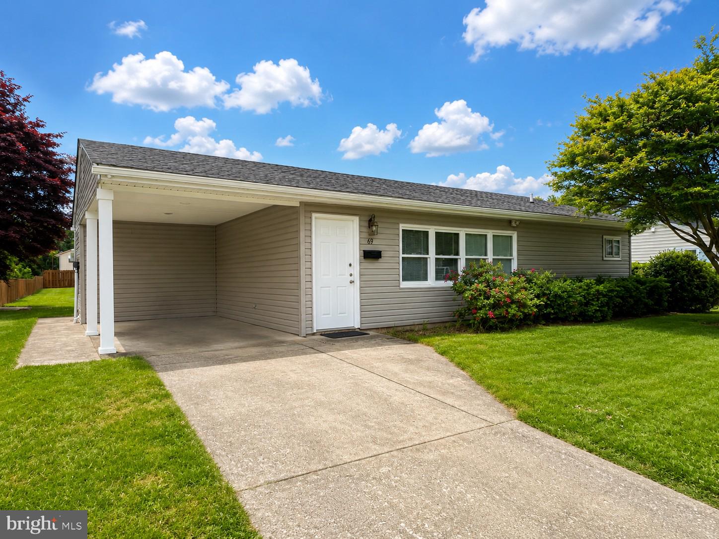 KENT ACRES - Residential