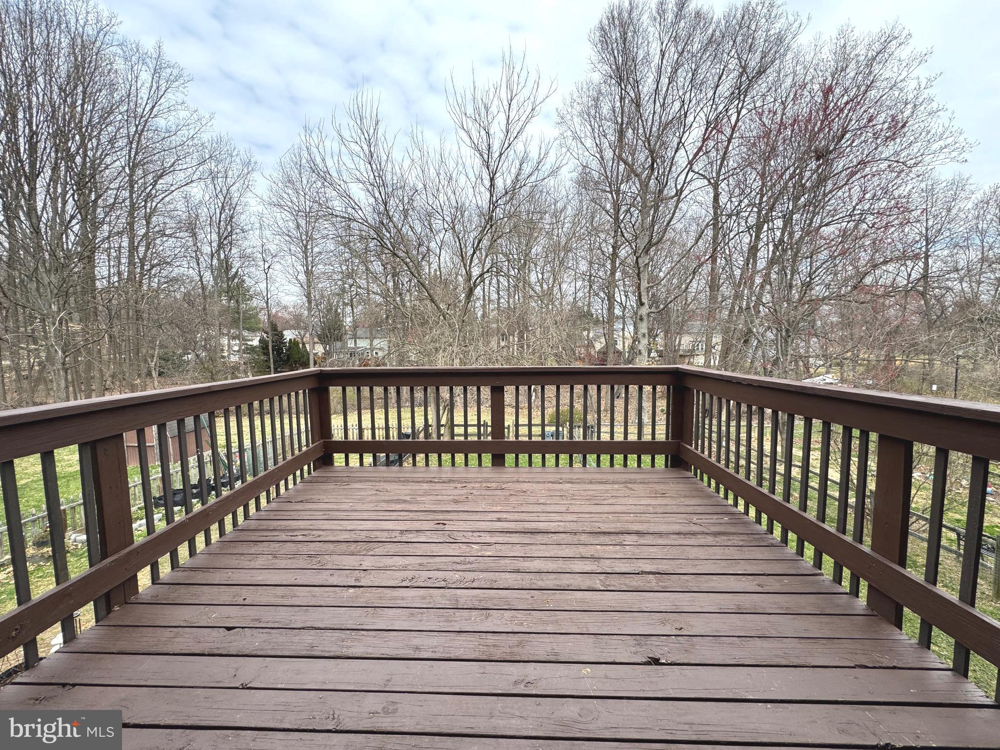 SEVEN COURTS - Residential Lease