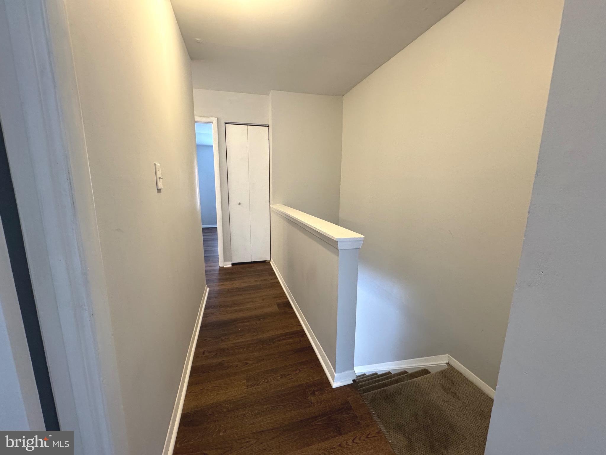 SEVEN COURTS - Residential Lease