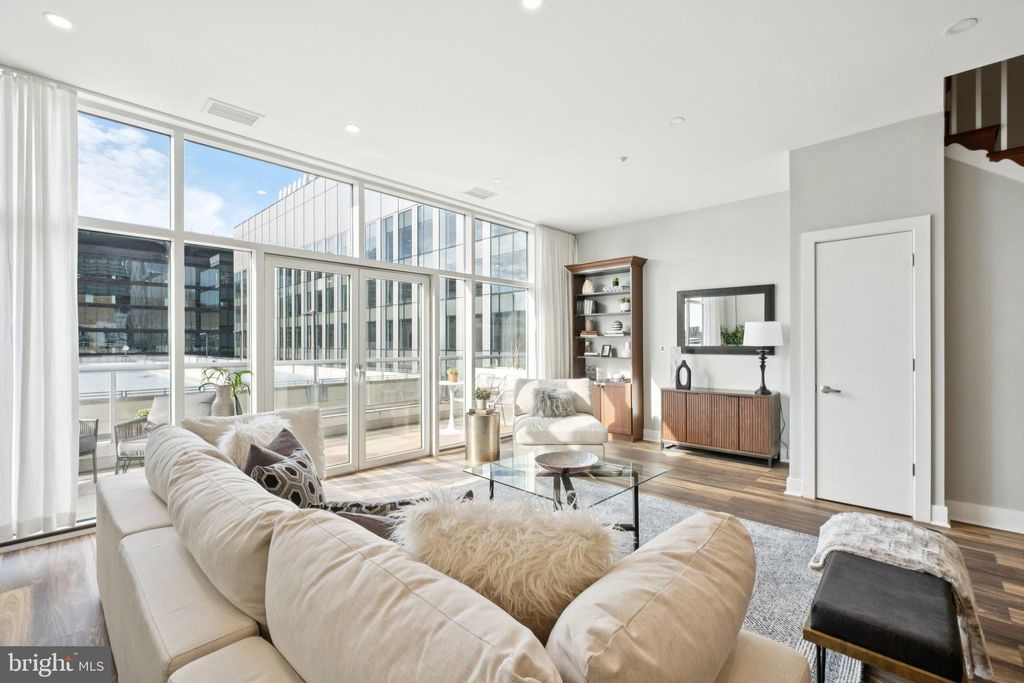 Photo of 23 S 23rd Street #7D, PHILADELPHIA, PA 19103 (MLS # PAPH2560712)