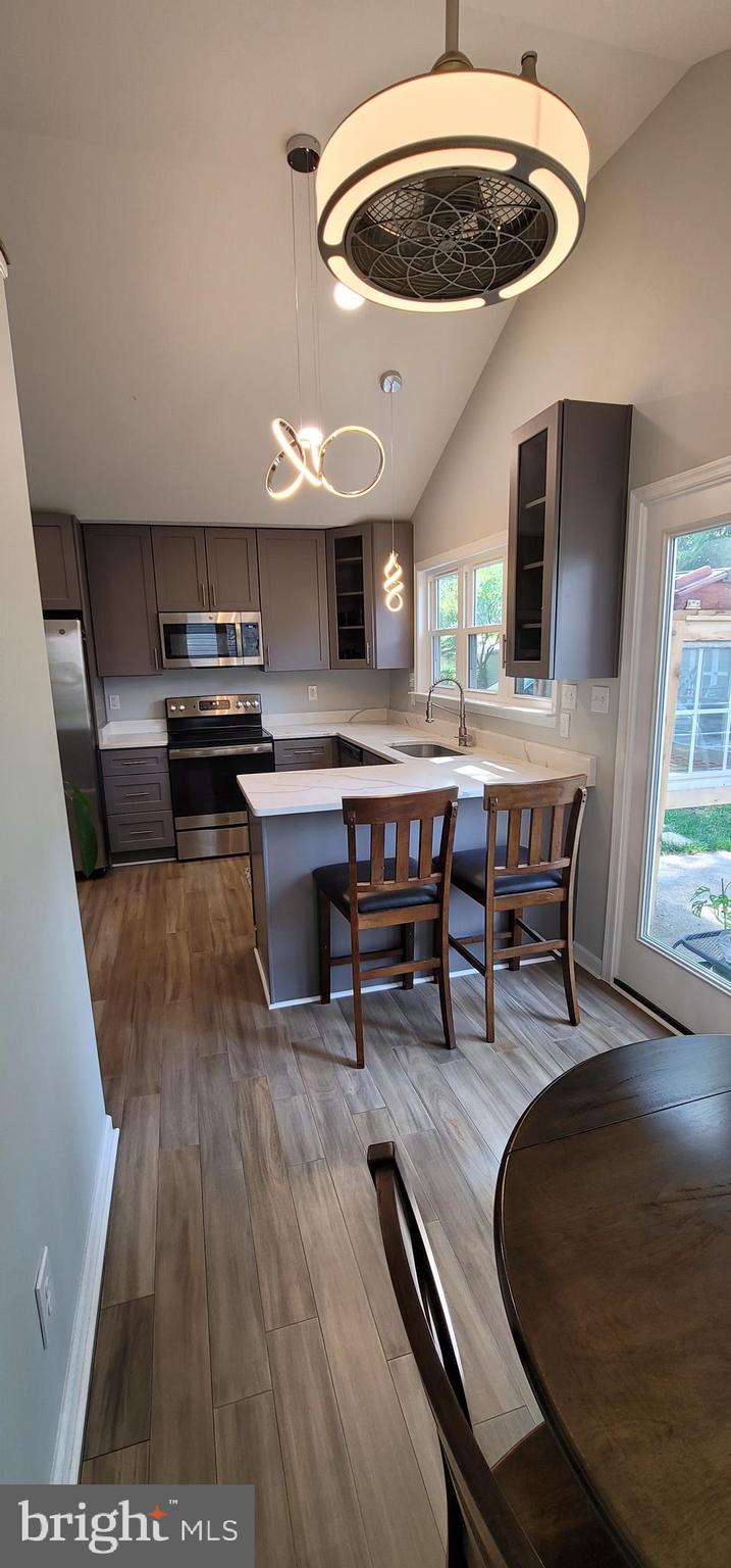 IDLEWILDE ON THE BAY - Residential