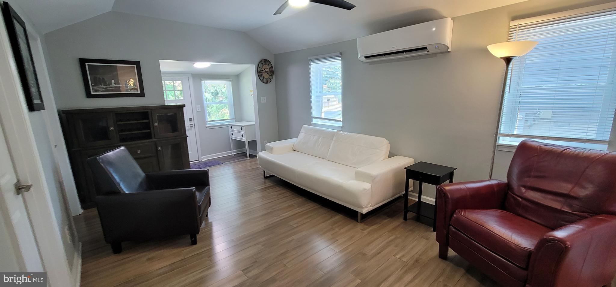 IDLEWILDE ON THE BAY - Residential