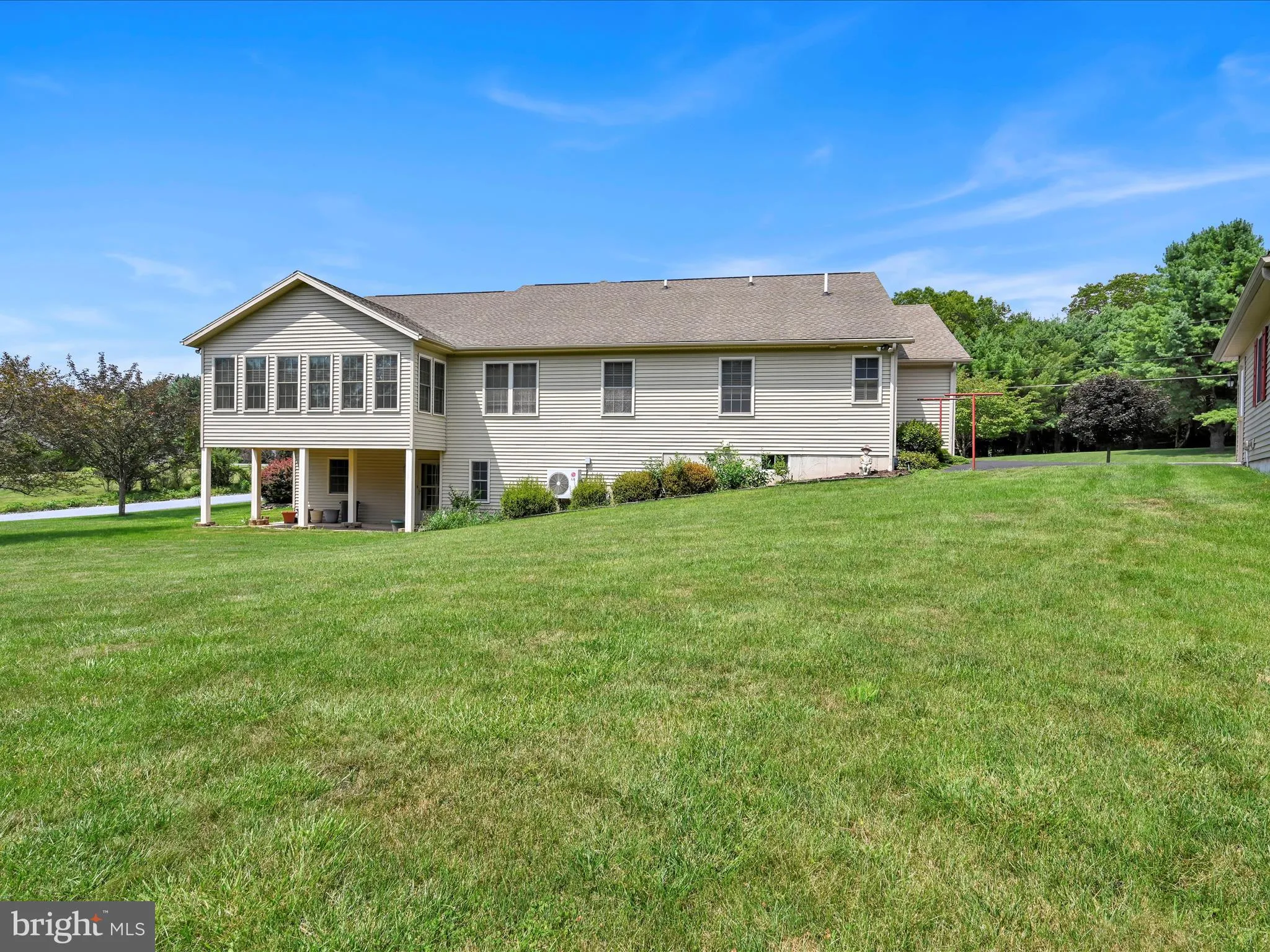 New Ringgold, Pennsylvania 17960, United States, 4 Bedrooms Bedrooms, ,2 BathroomsBathrooms,Residential,Active,179490