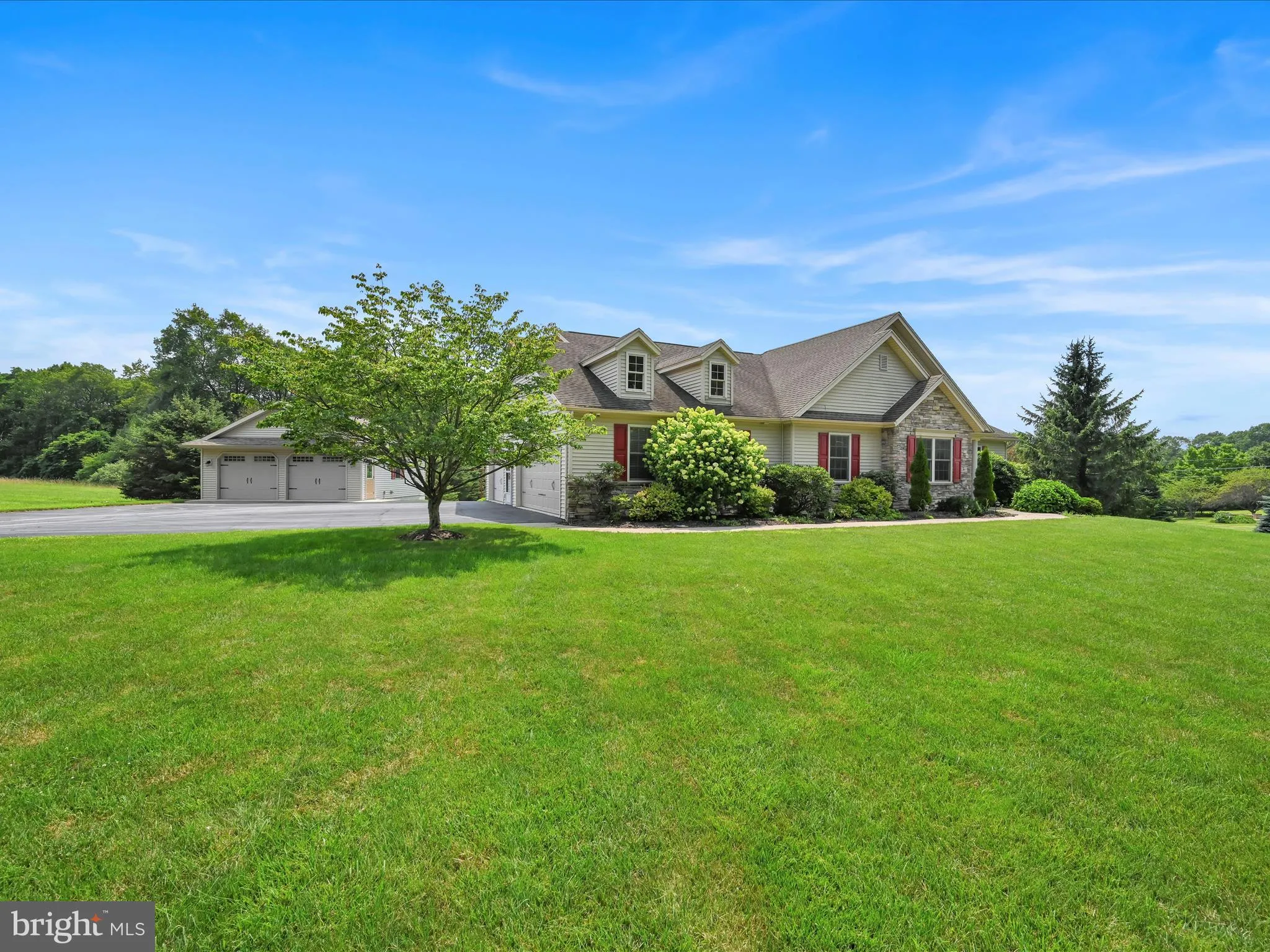 New Ringgold, Pennsylvania 17960, United States, 4 Bedrooms Bedrooms, ,2 BathroomsBathrooms,Residential,Active,179490