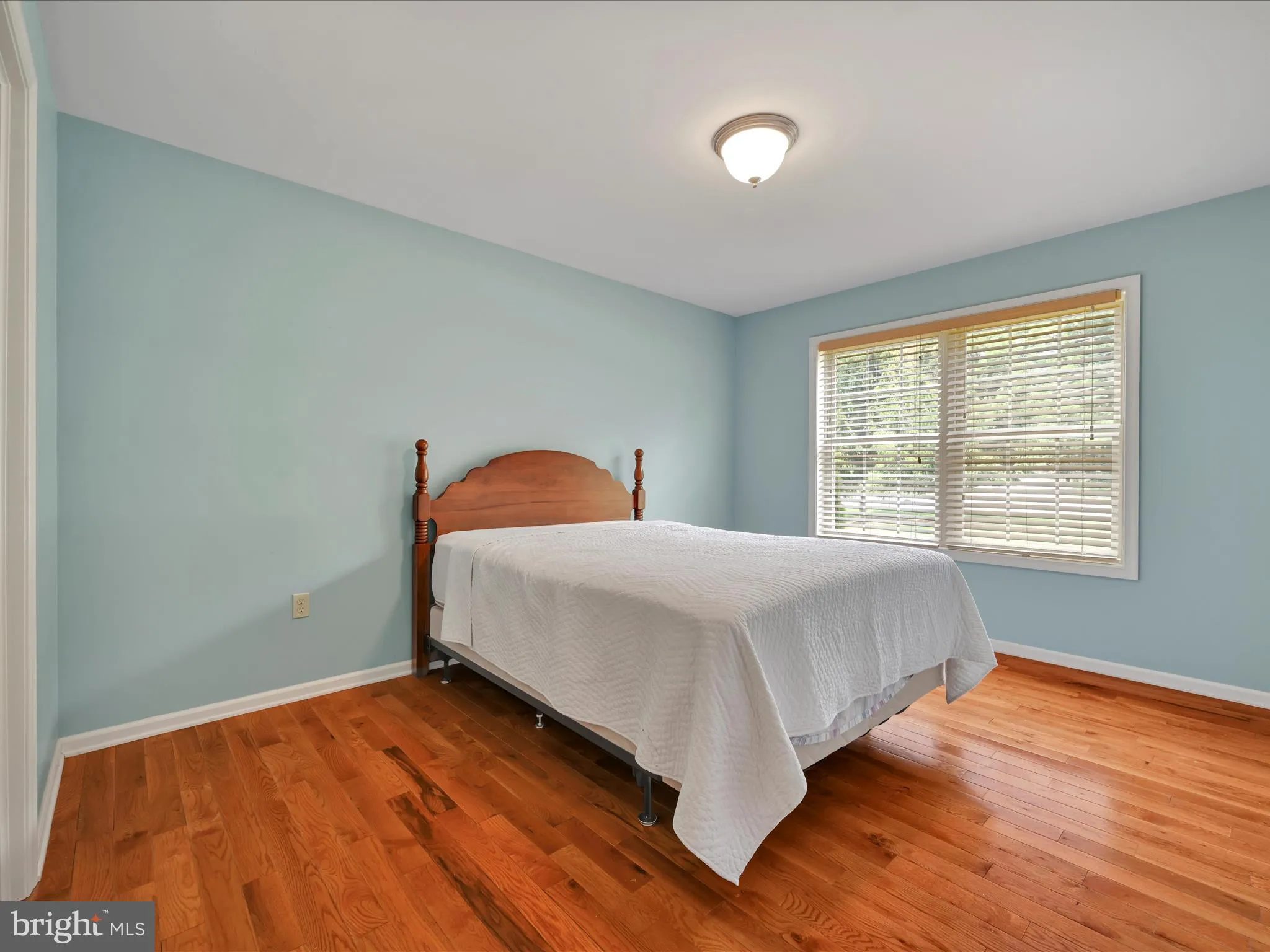 New Ringgold, Pennsylvania 17960, United States, 4 Bedrooms Bedrooms, ,2 BathroomsBathrooms,Residential,Active,179490