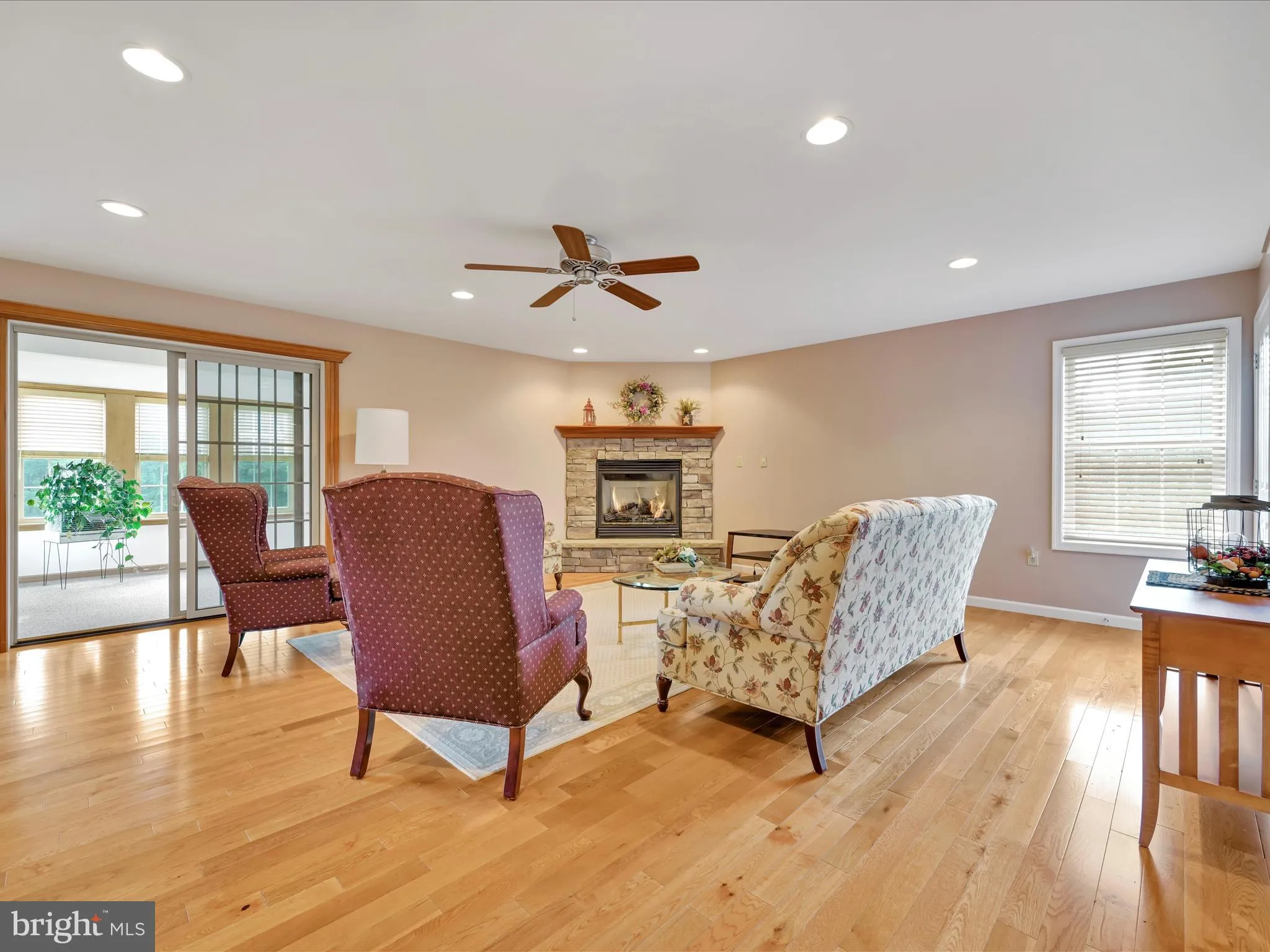 New Ringgold, Pennsylvania 17960, United States, 4 Bedrooms Bedrooms, ,2 BathroomsBathrooms,Residential,Active,179490