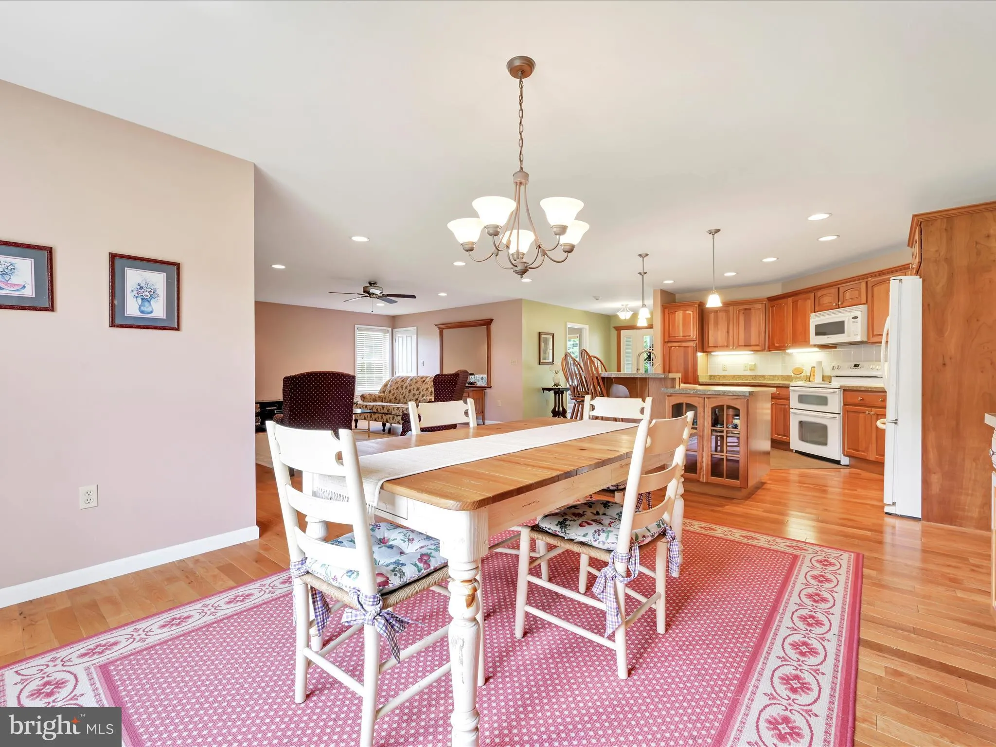 New Ringgold, Pennsylvania 17960, United States, 4 Bedrooms Bedrooms, ,2 BathroomsBathrooms,Residential,Active,179490