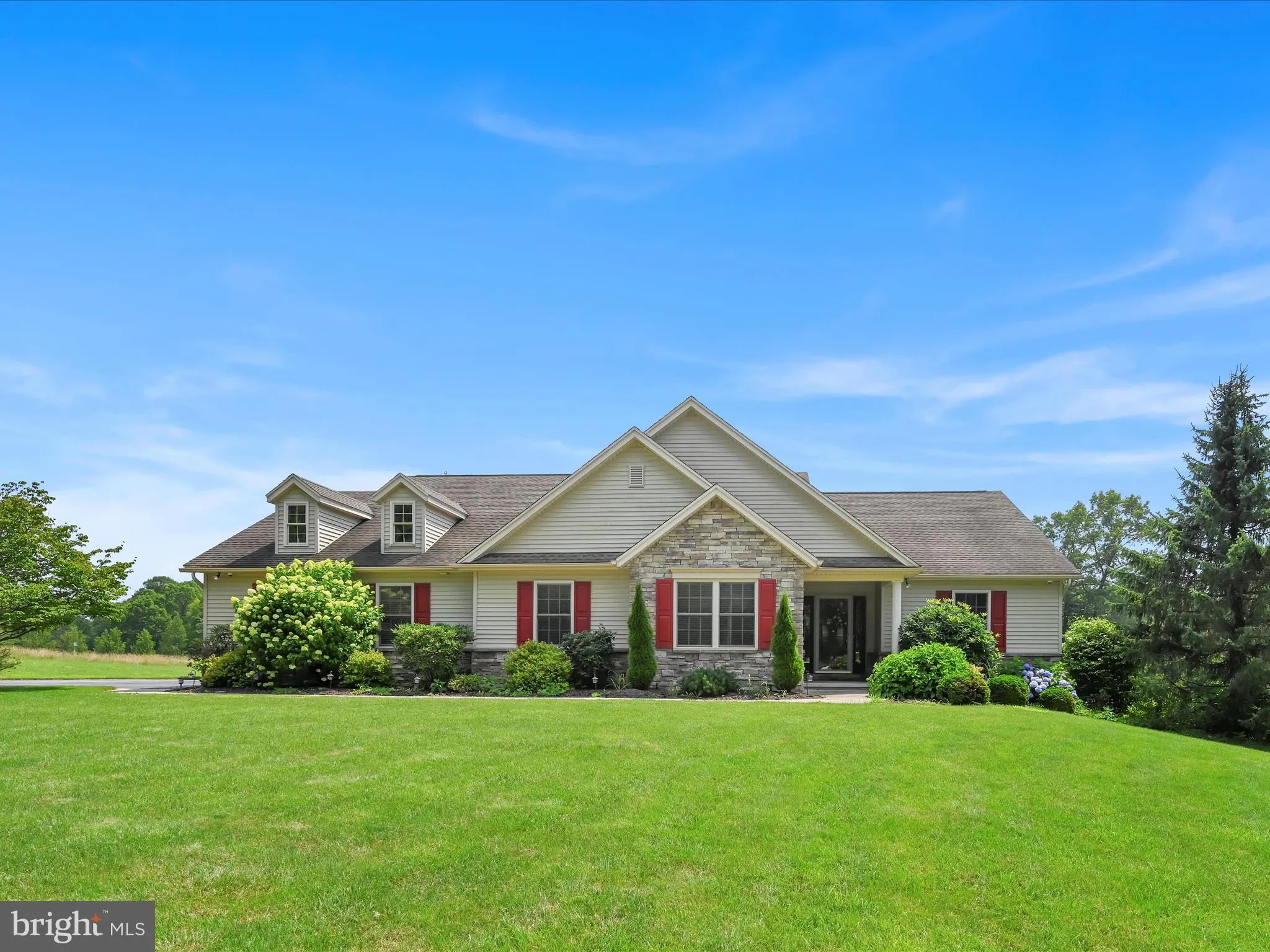 New Ringgold, Pennsylvania 17960, United States, 4 Bedrooms Bedrooms, ,2 BathroomsBathrooms,Residential,Active,179490
