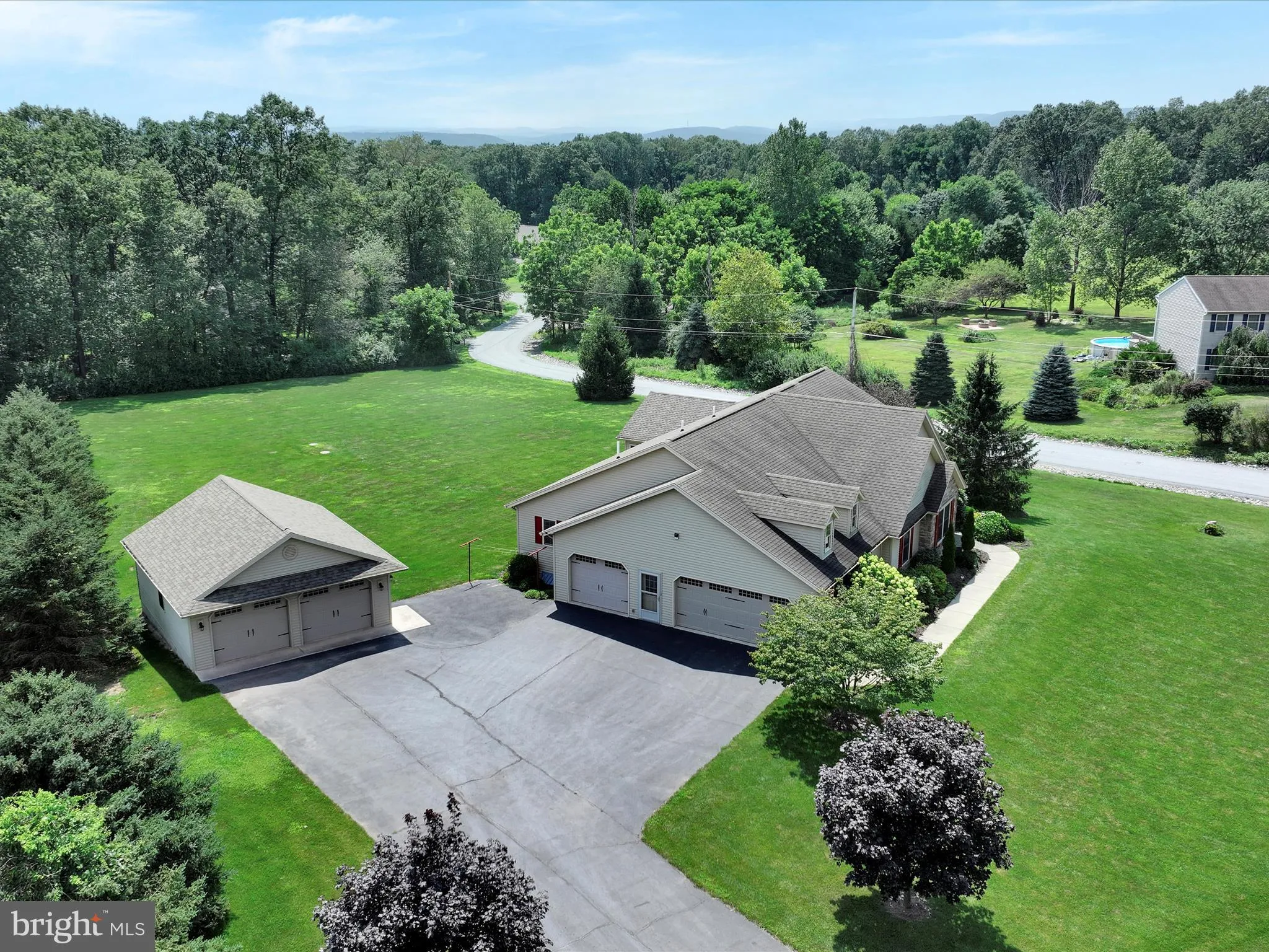 New Ringgold, Pennsylvania 17960, United States, 4 Bedrooms Bedrooms, ,2 BathroomsBathrooms,Residential,Active,179490
