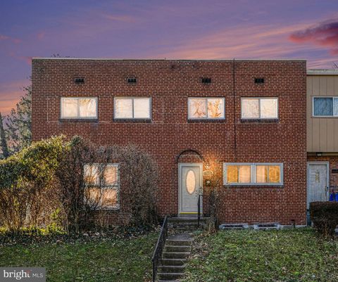 1530 S 13TH STREET HARRISBURG PA 17104