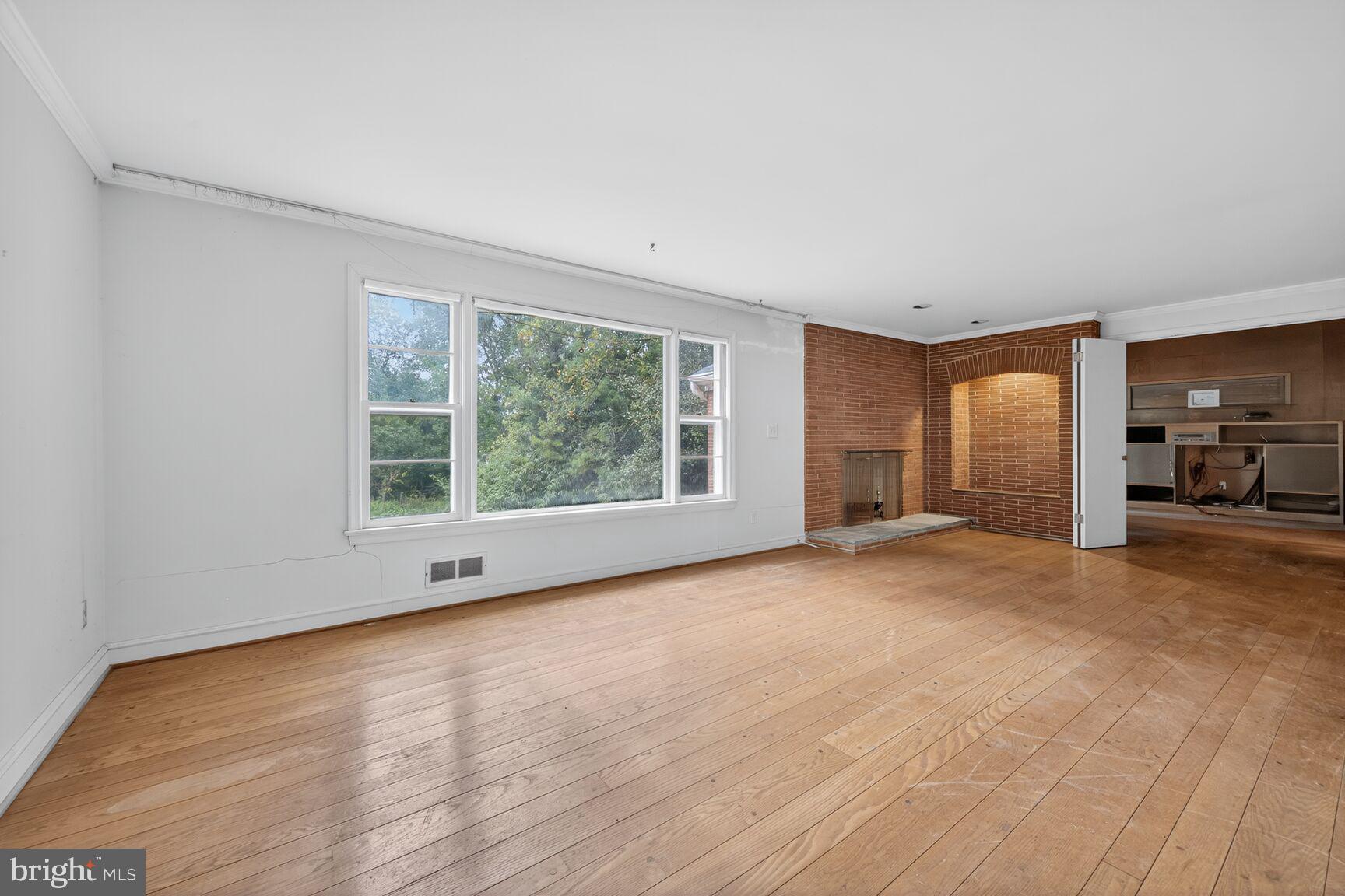 ROCK CREEK FOREST - Residential