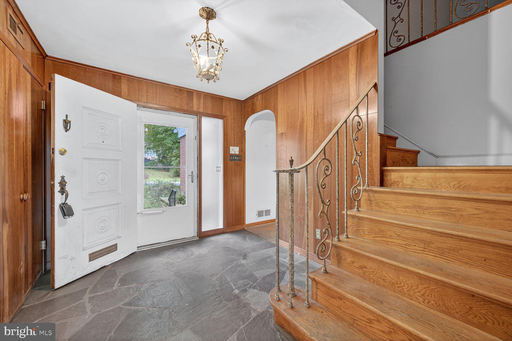 ROCK CREEK FOREST - Residential