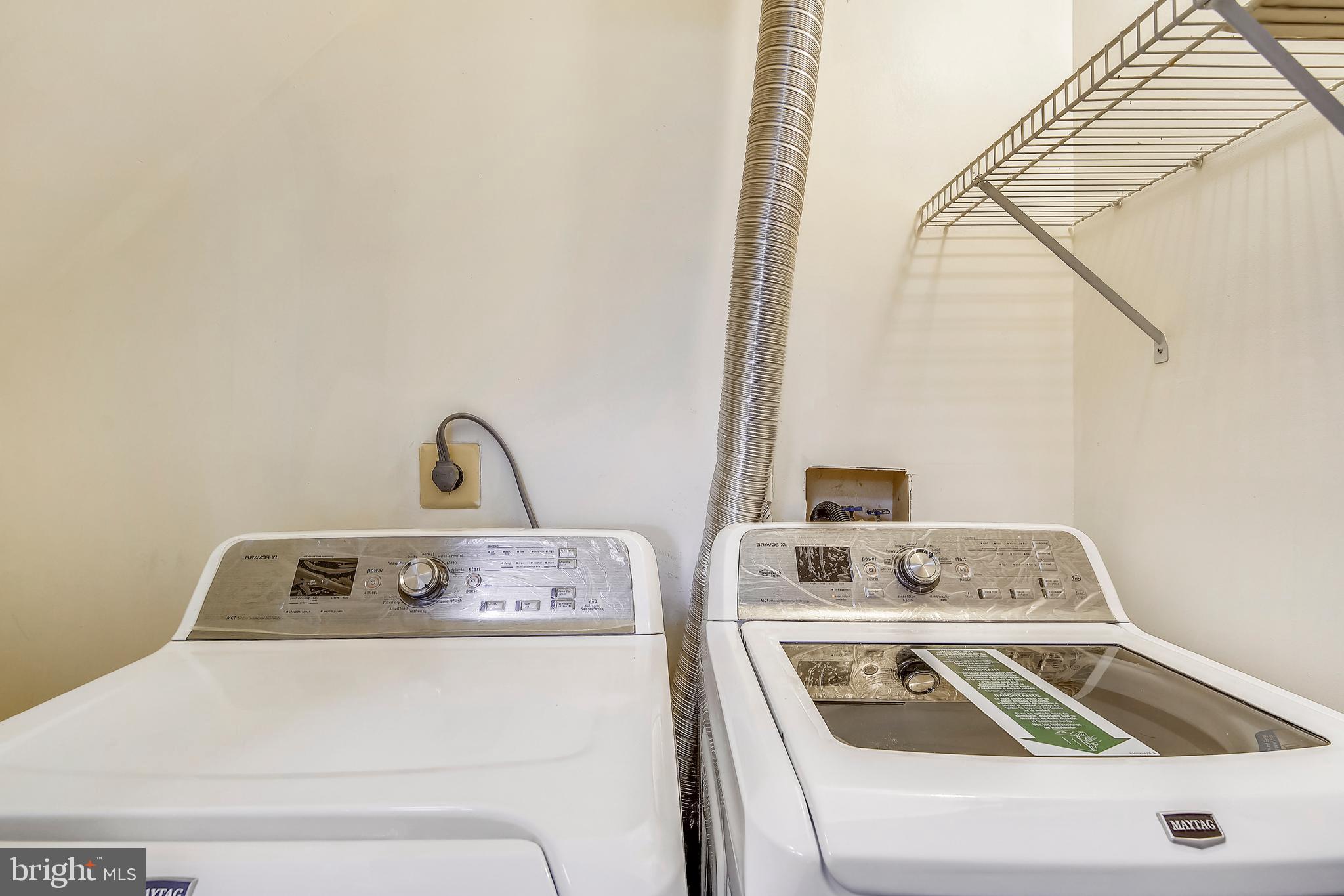 WOODFIELD AT MANCHESTER - Residential