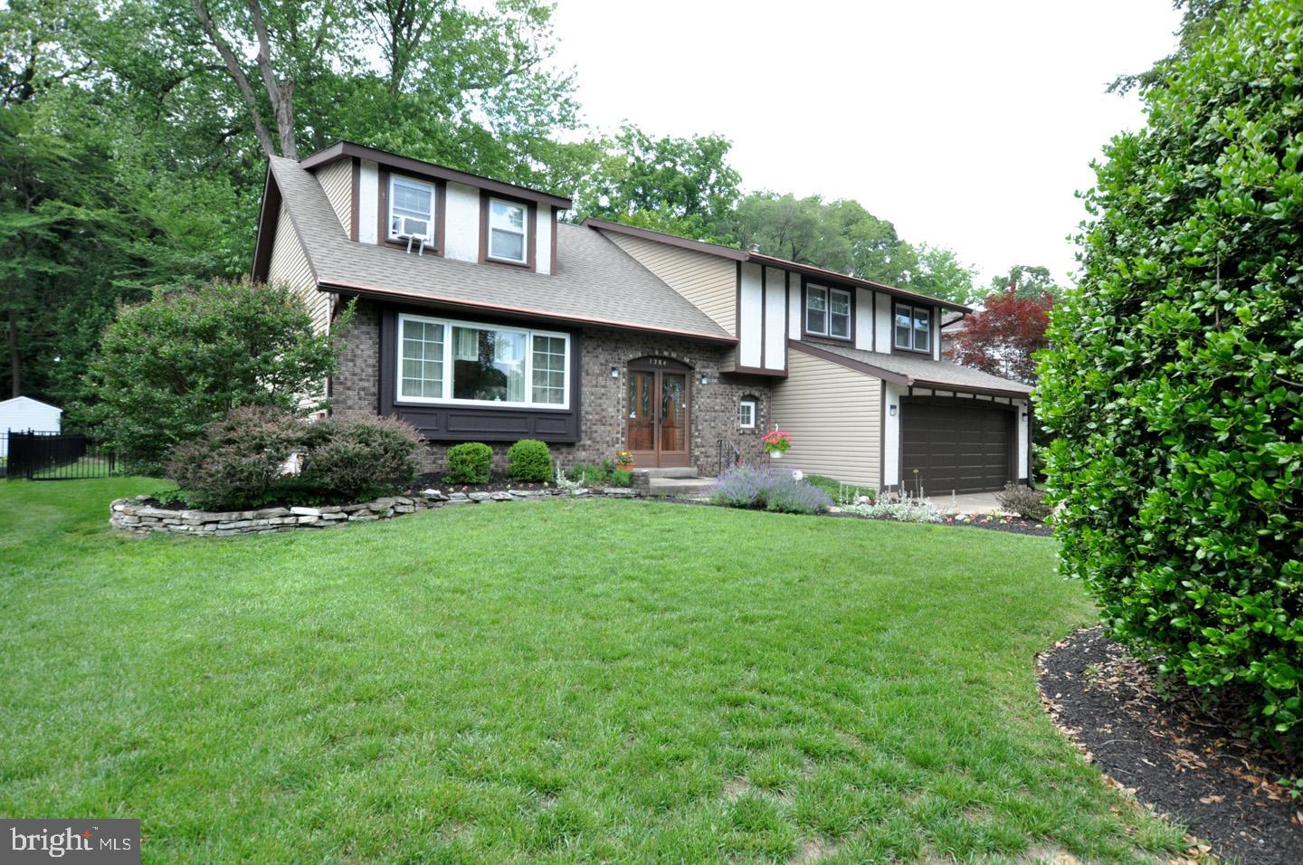1384 BUNKER HILL DRIVE