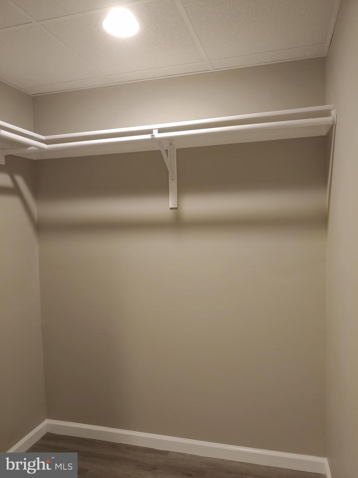 MEADOW LAKE - Residential Lease