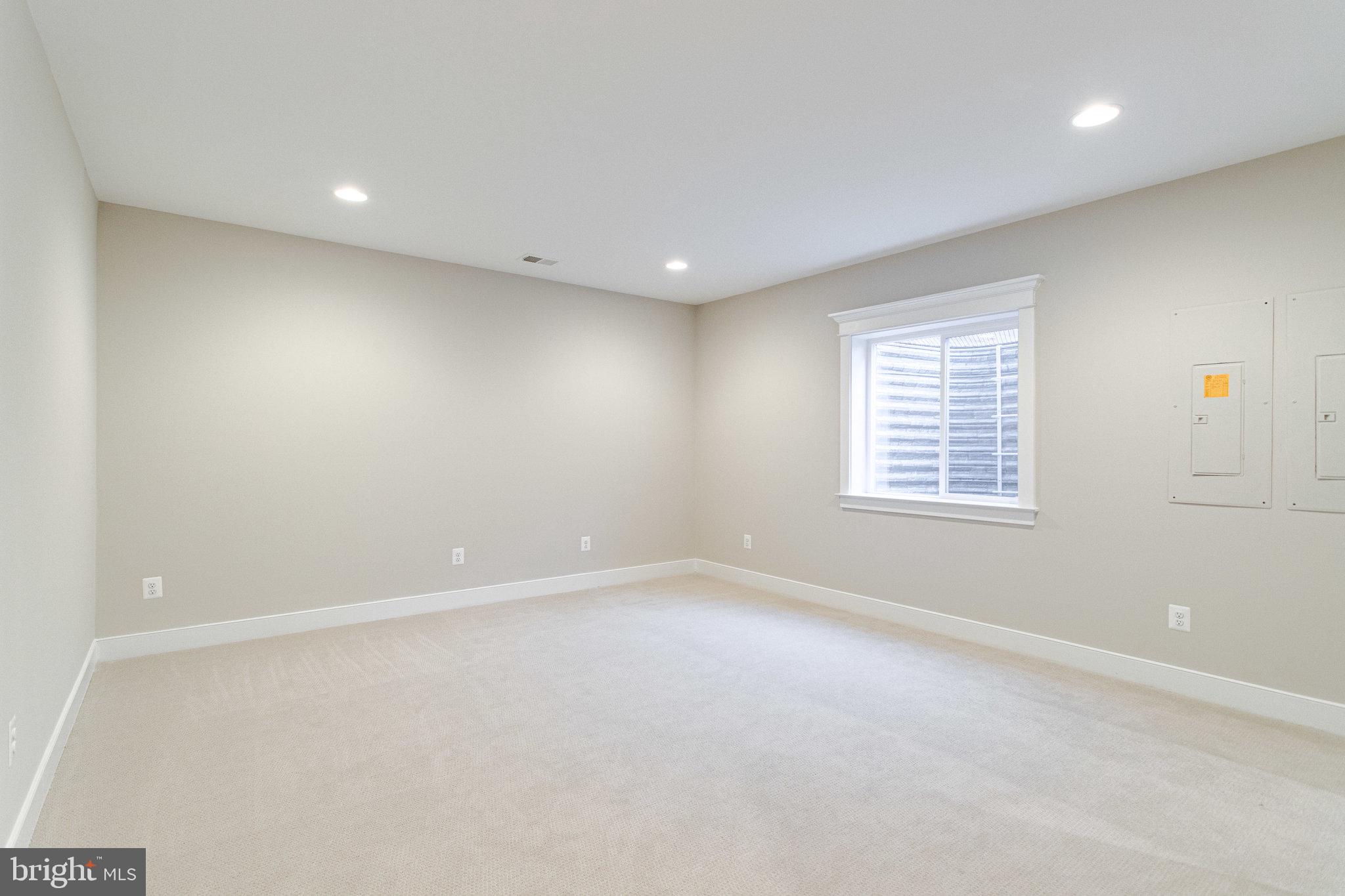 CHESTERBROOK - Residential