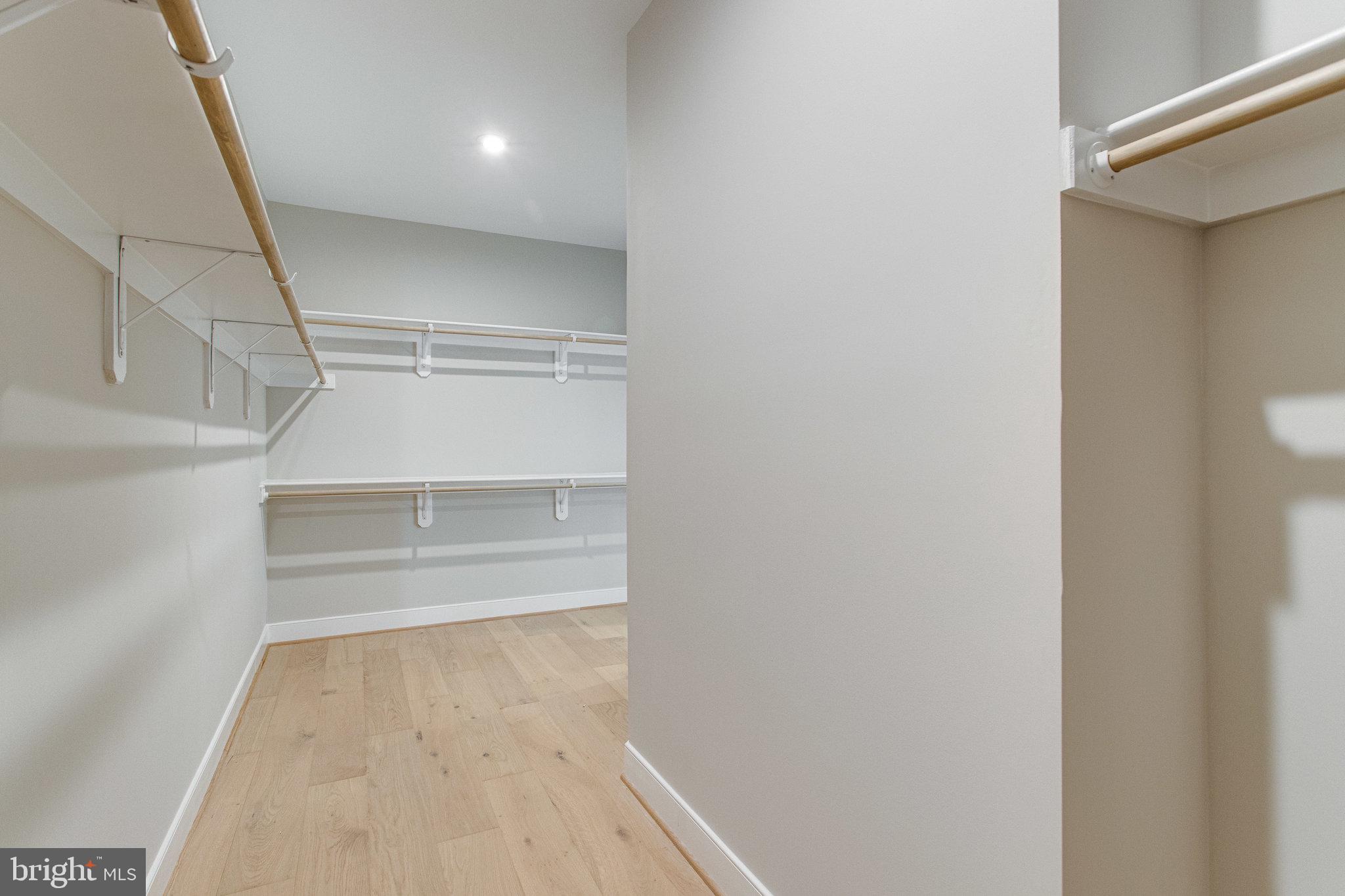 CHESTERBROOK - Residential