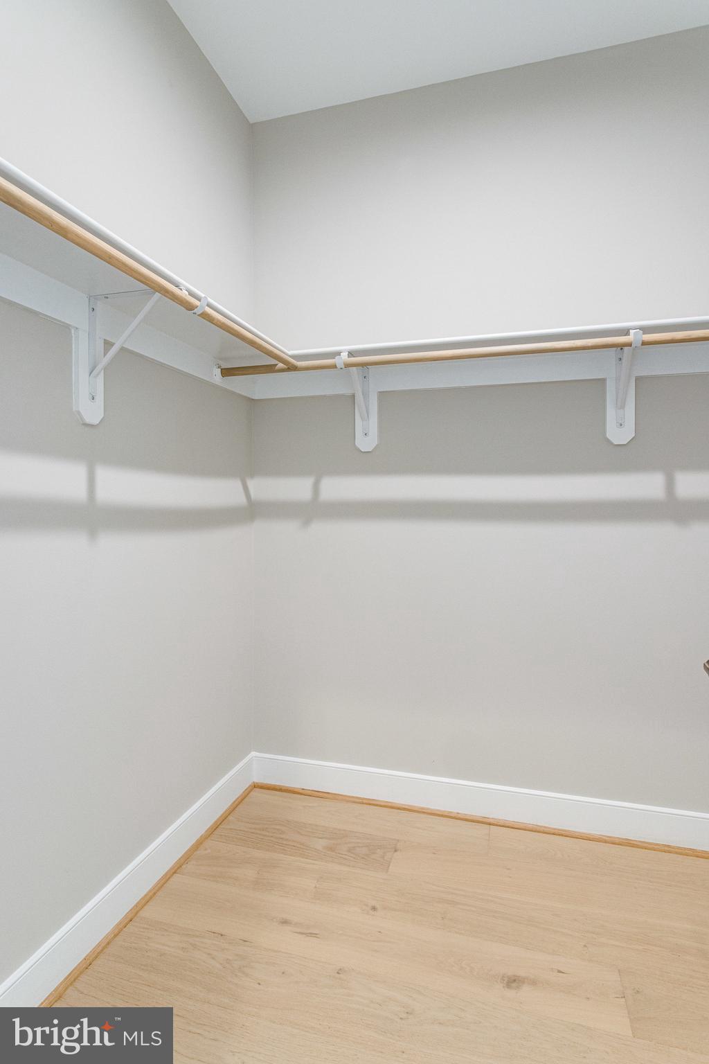 CHESTERBROOK - Residential