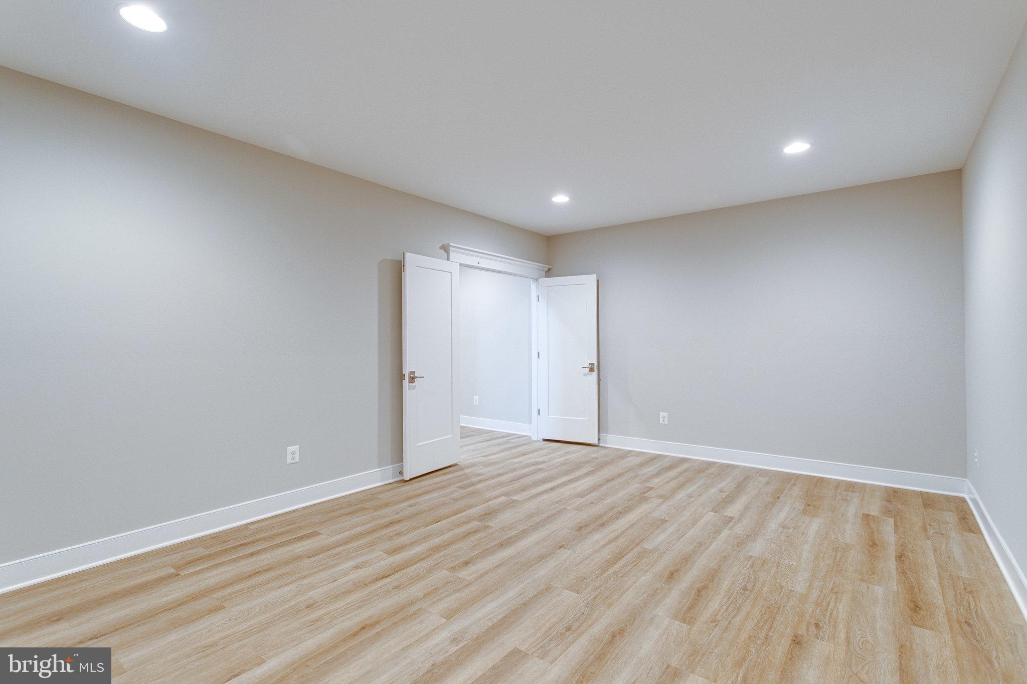 CHESTERBROOK - Residential