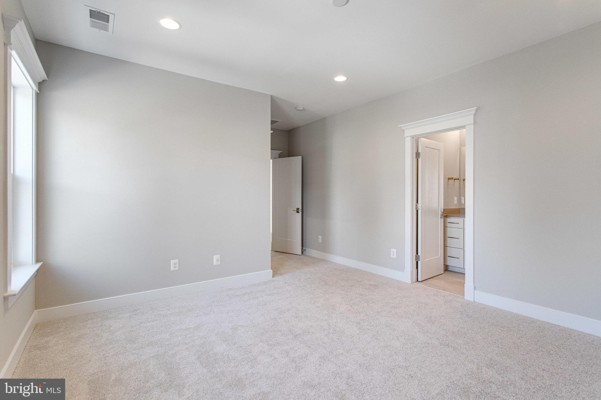 CHESTERBROOK - Residential