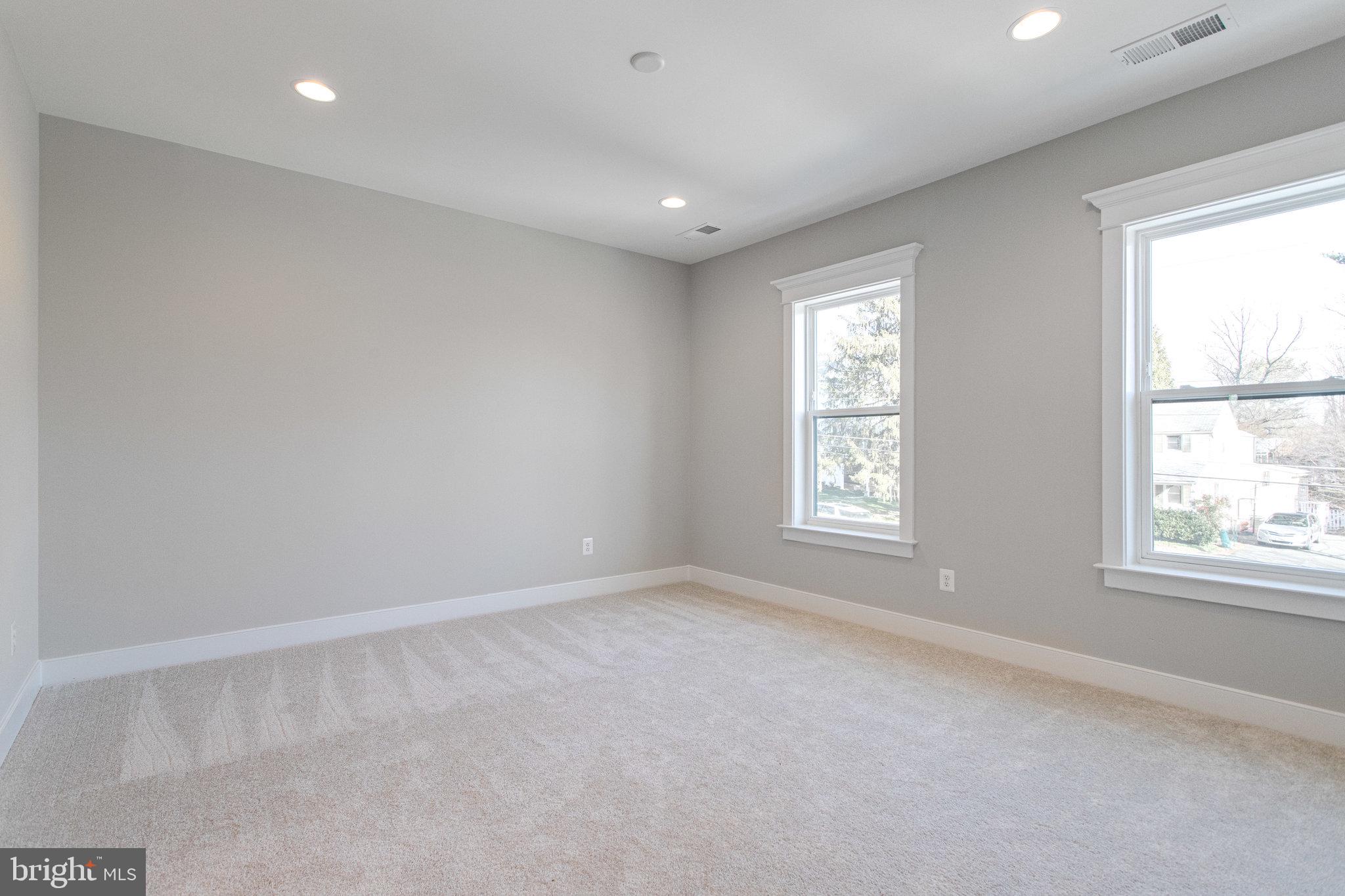 CHESTERBROOK - Residential