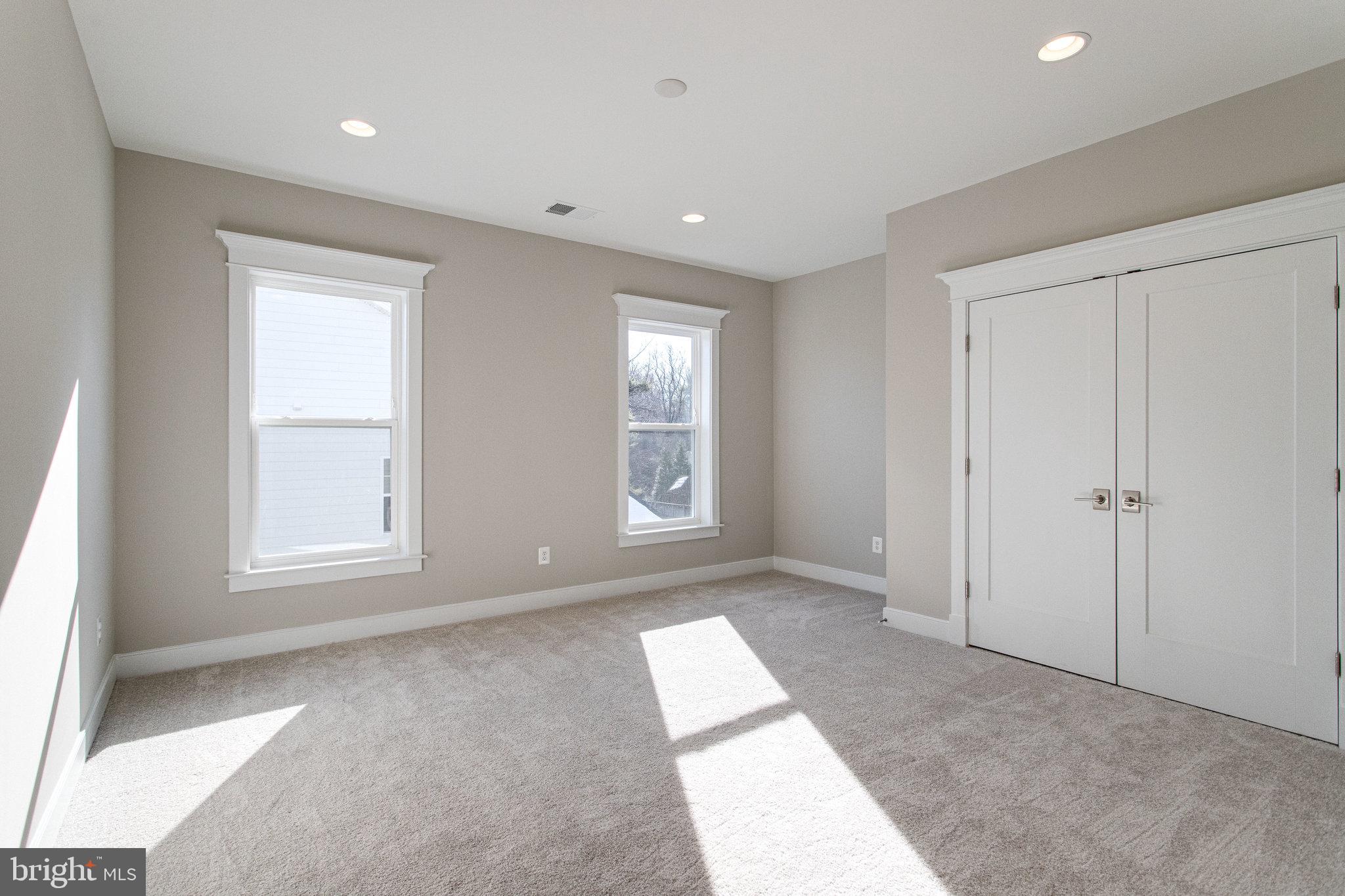 CHESTERBROOK - Residential