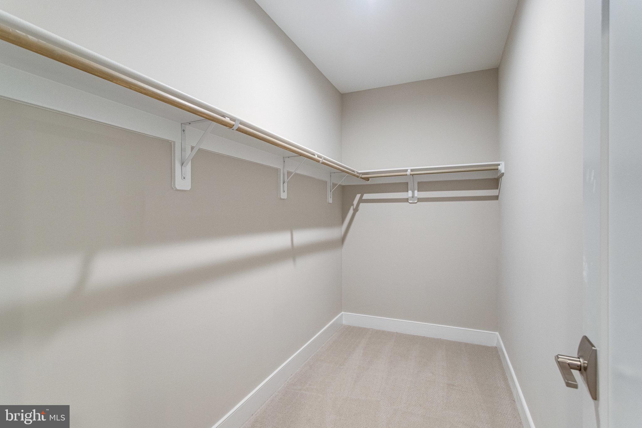 CHESTERBROOK - Residential