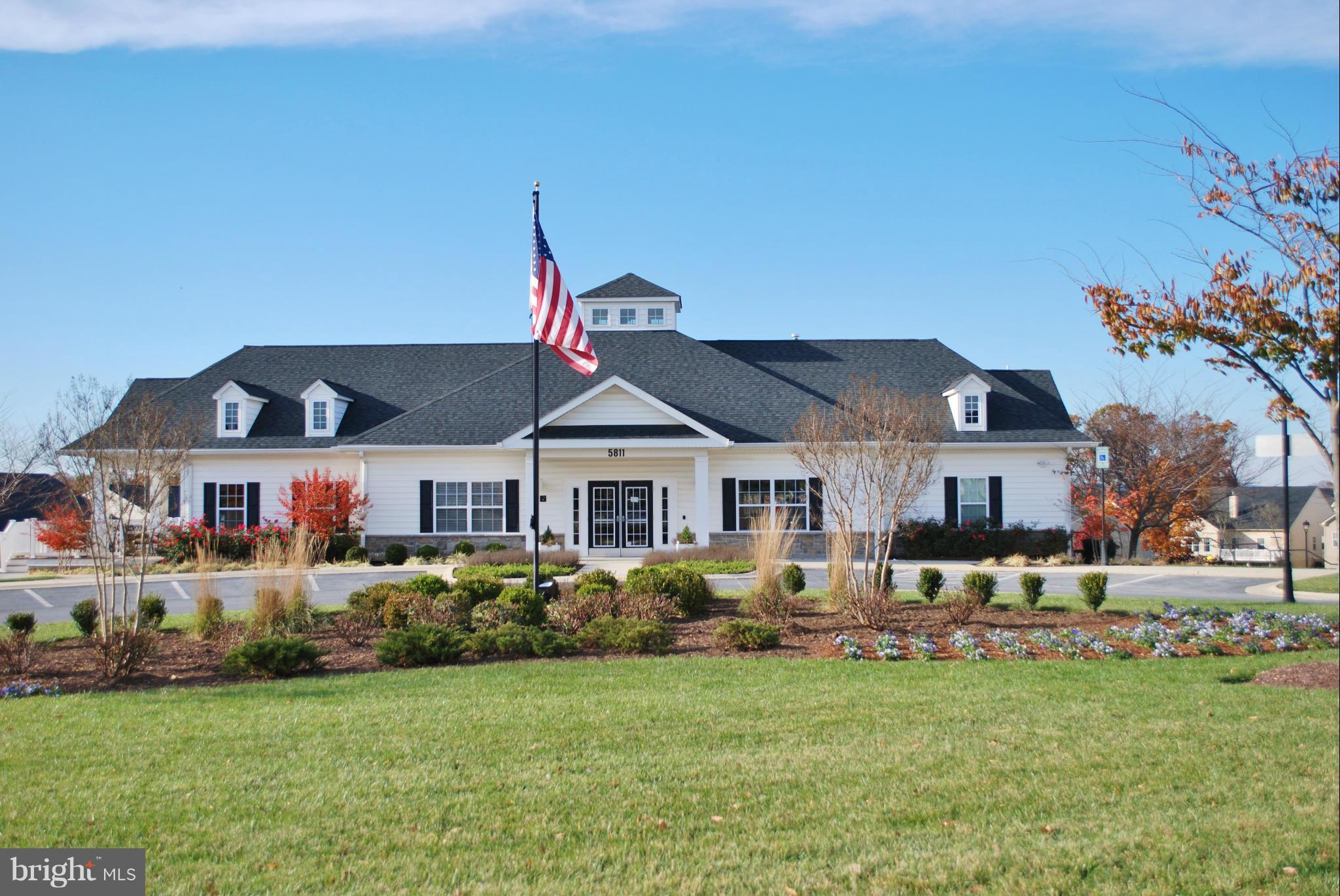 SIGNATURE CLUB AT GREENVIEW - Residential