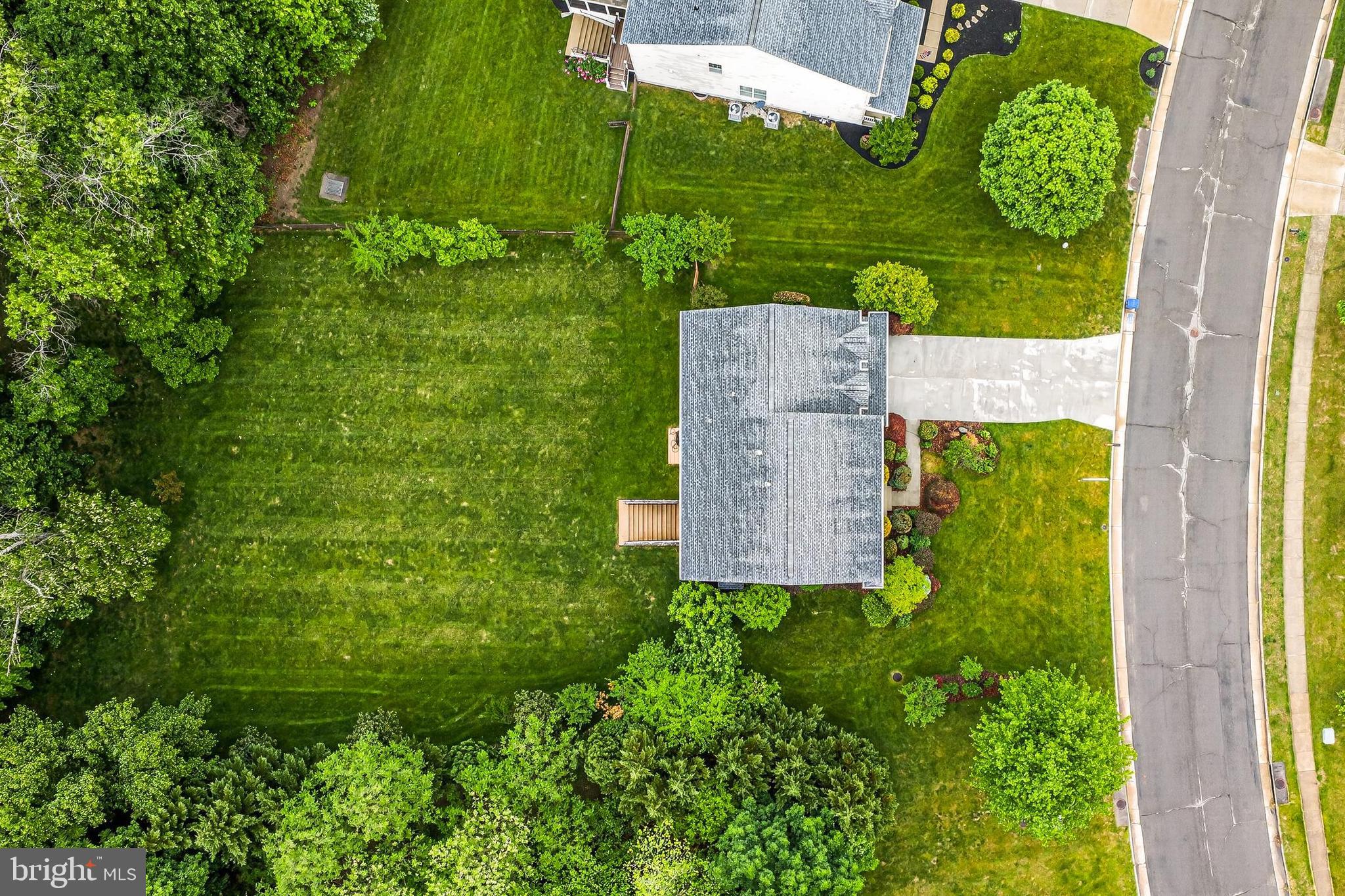 BLUE SPRING FARM - Residential