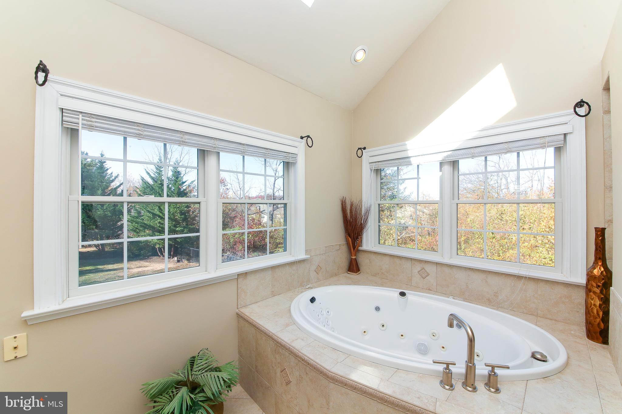 BROOKSIDE MANOR ES - Residential