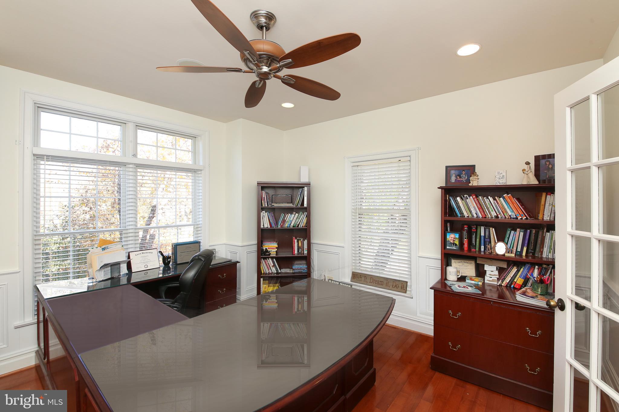 BROOKSIDE MANOR ES - Residential