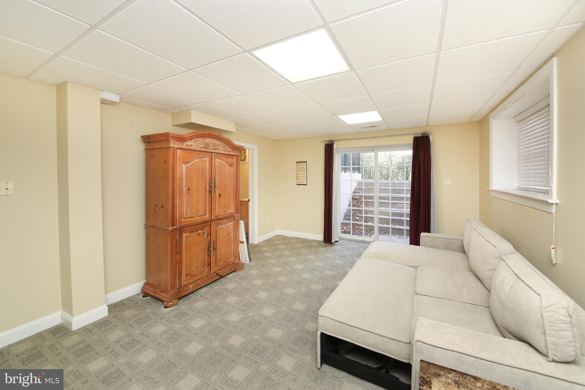 BROOKSIDE MANOR ES - Residential