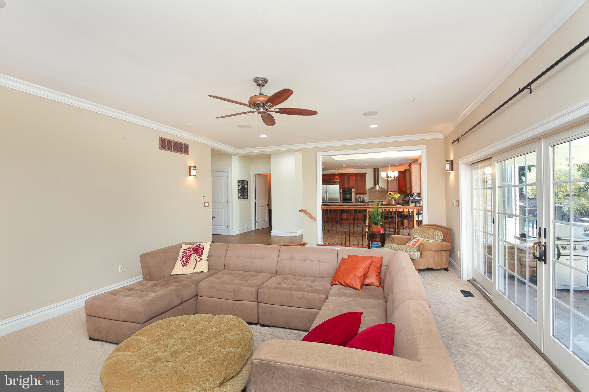 BROOKSIDE MANOR ES - Residential