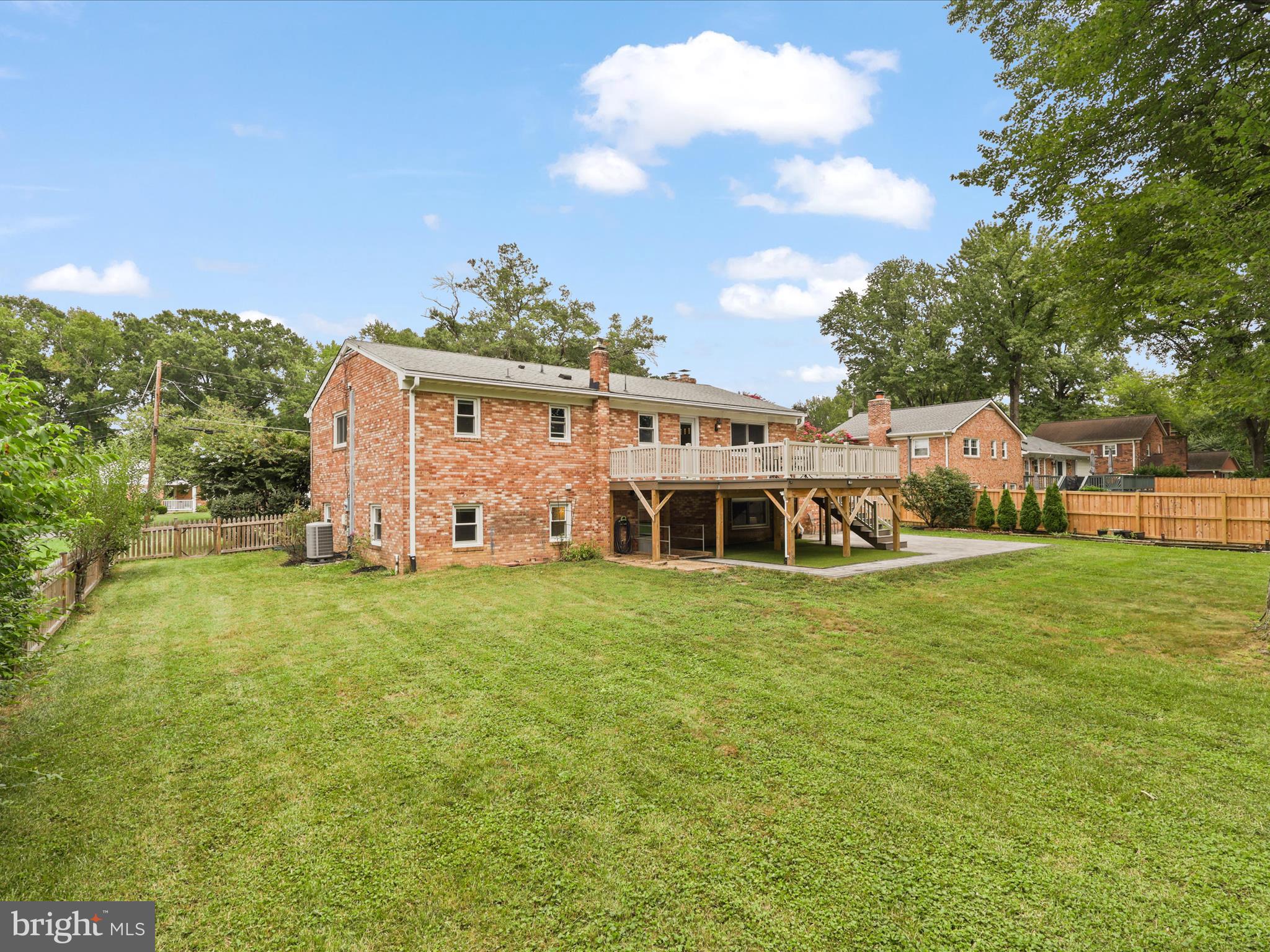 MOUNT ZEPHYR - Residential