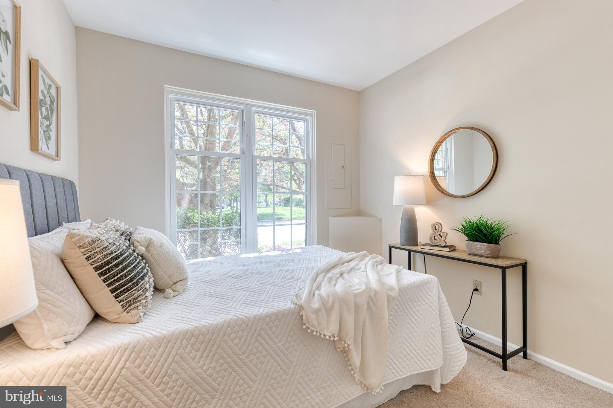 BROOKSIDE - Residential