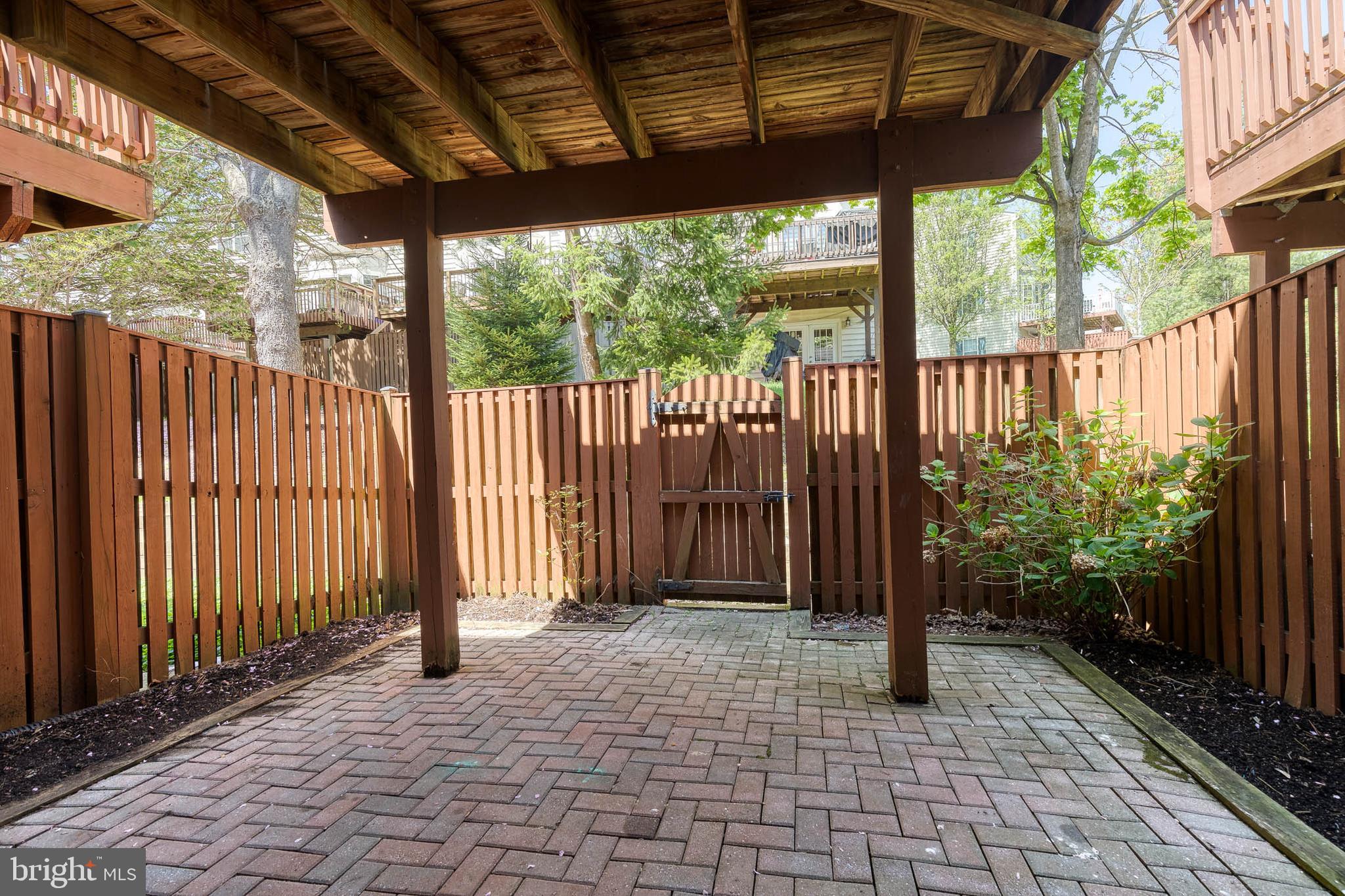 BROOKSIDE - Residential