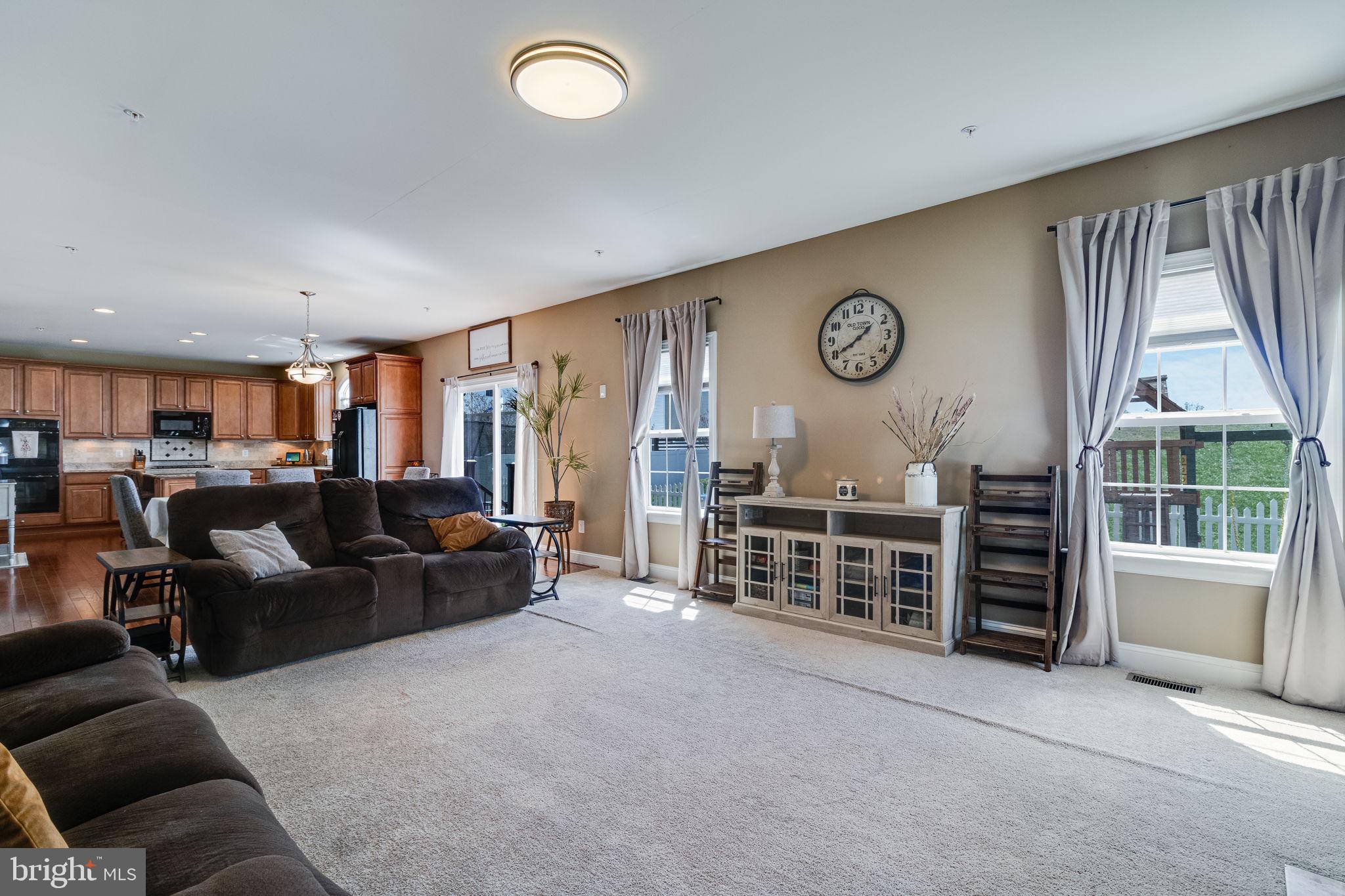 BROAD CREEK - Residential