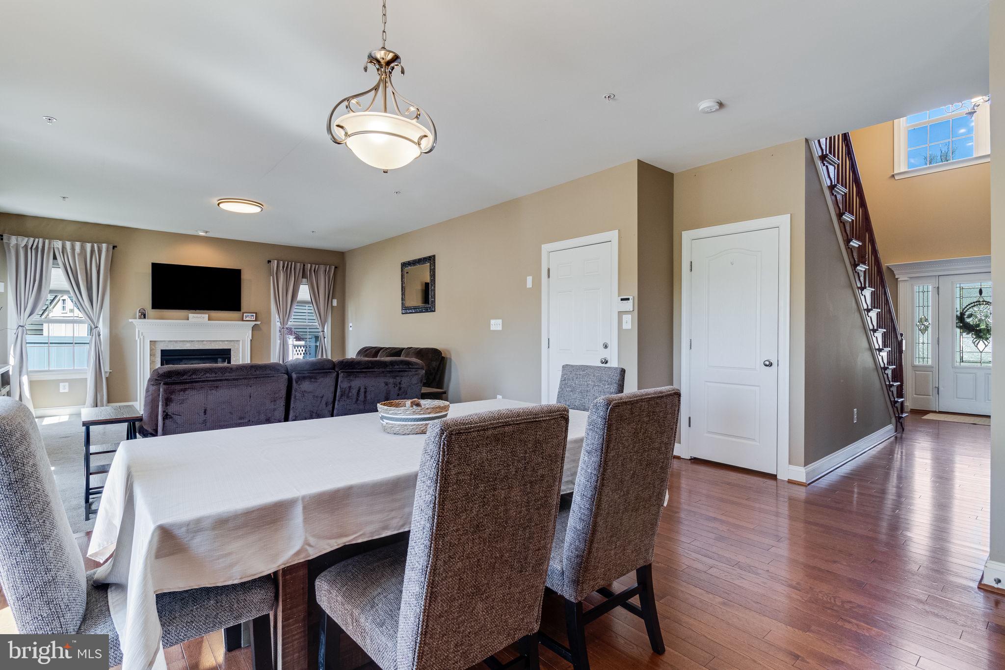 BROAD CREEK - Residential