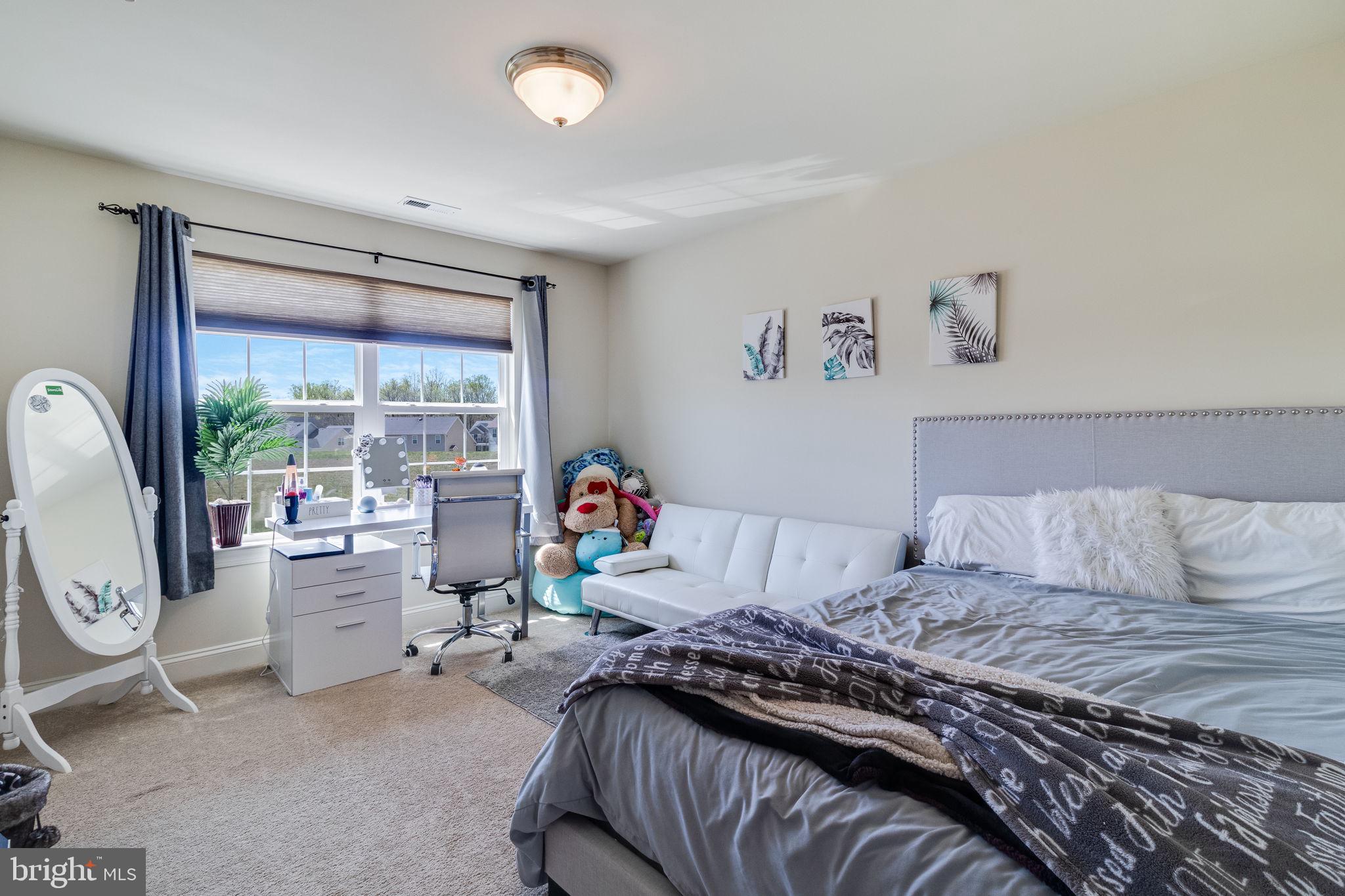 BROAD CREEK - Residential