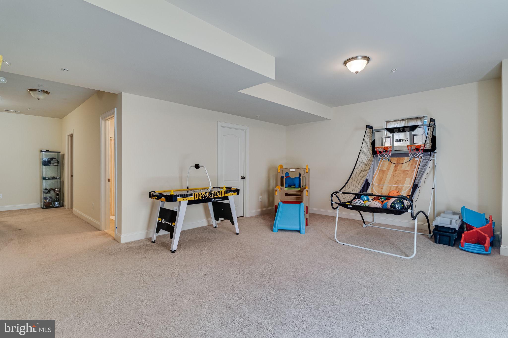 BROAD CREEK - Residential