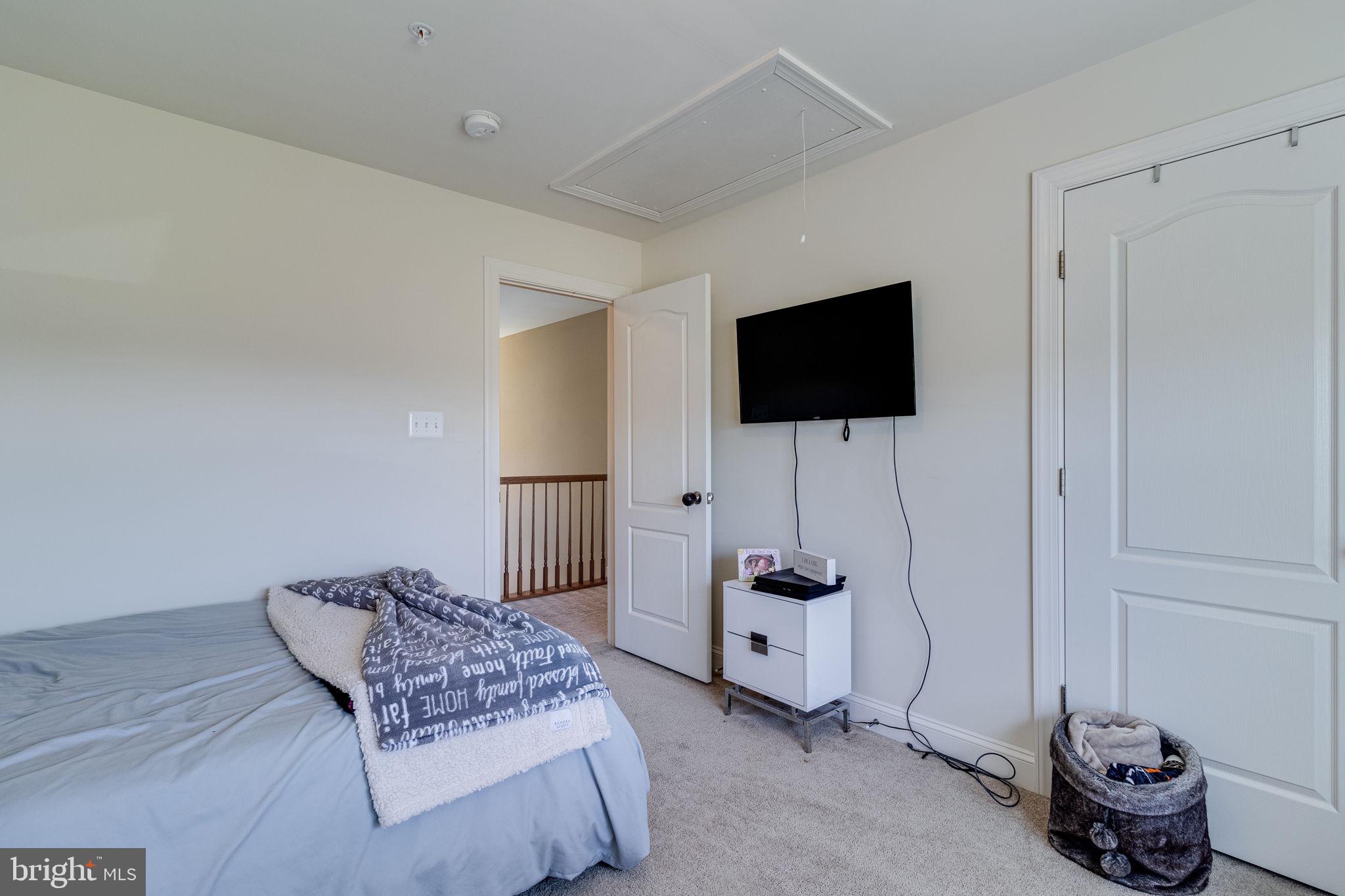 BROAD CREEK - Residential