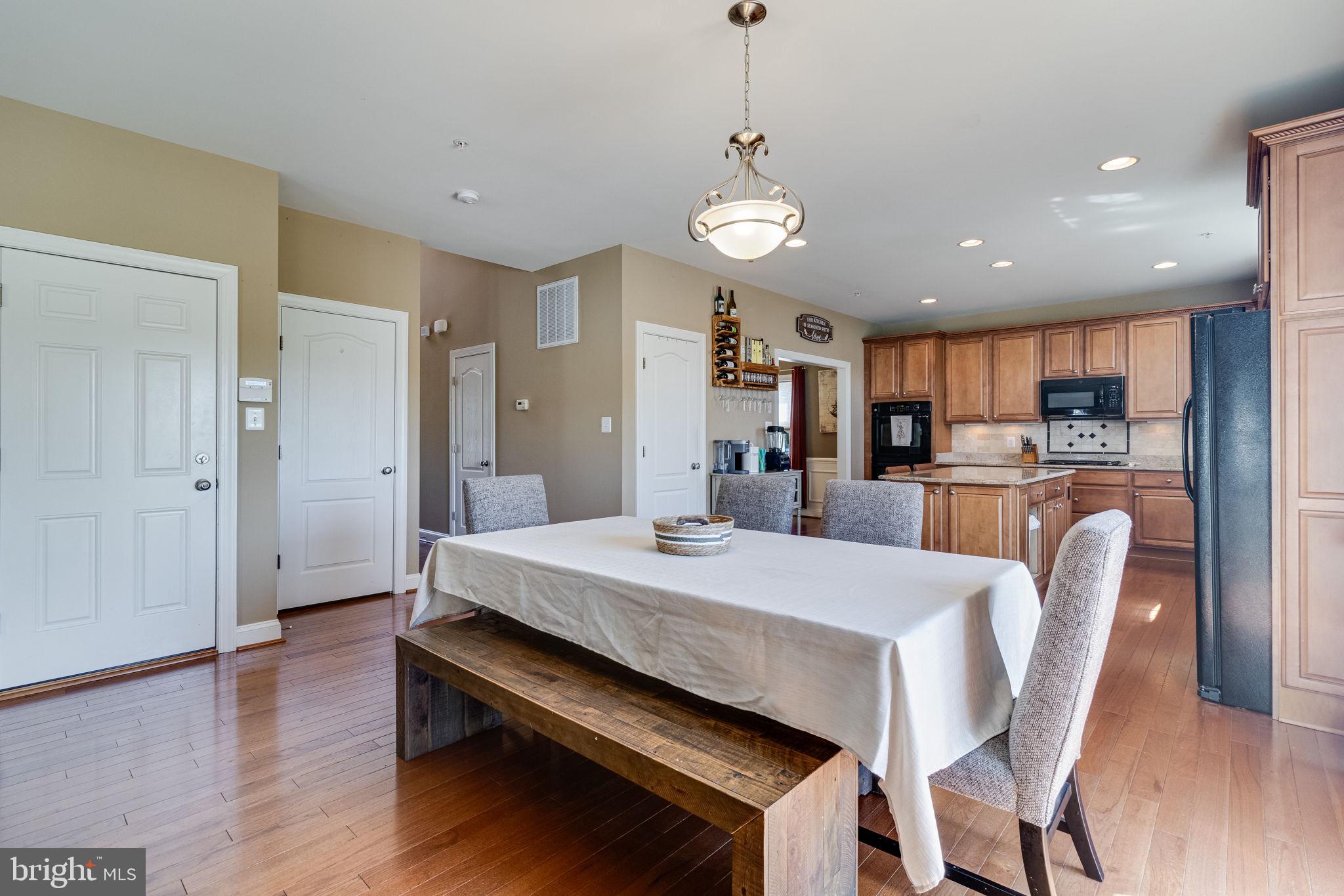 BROAD CREEK - Residential