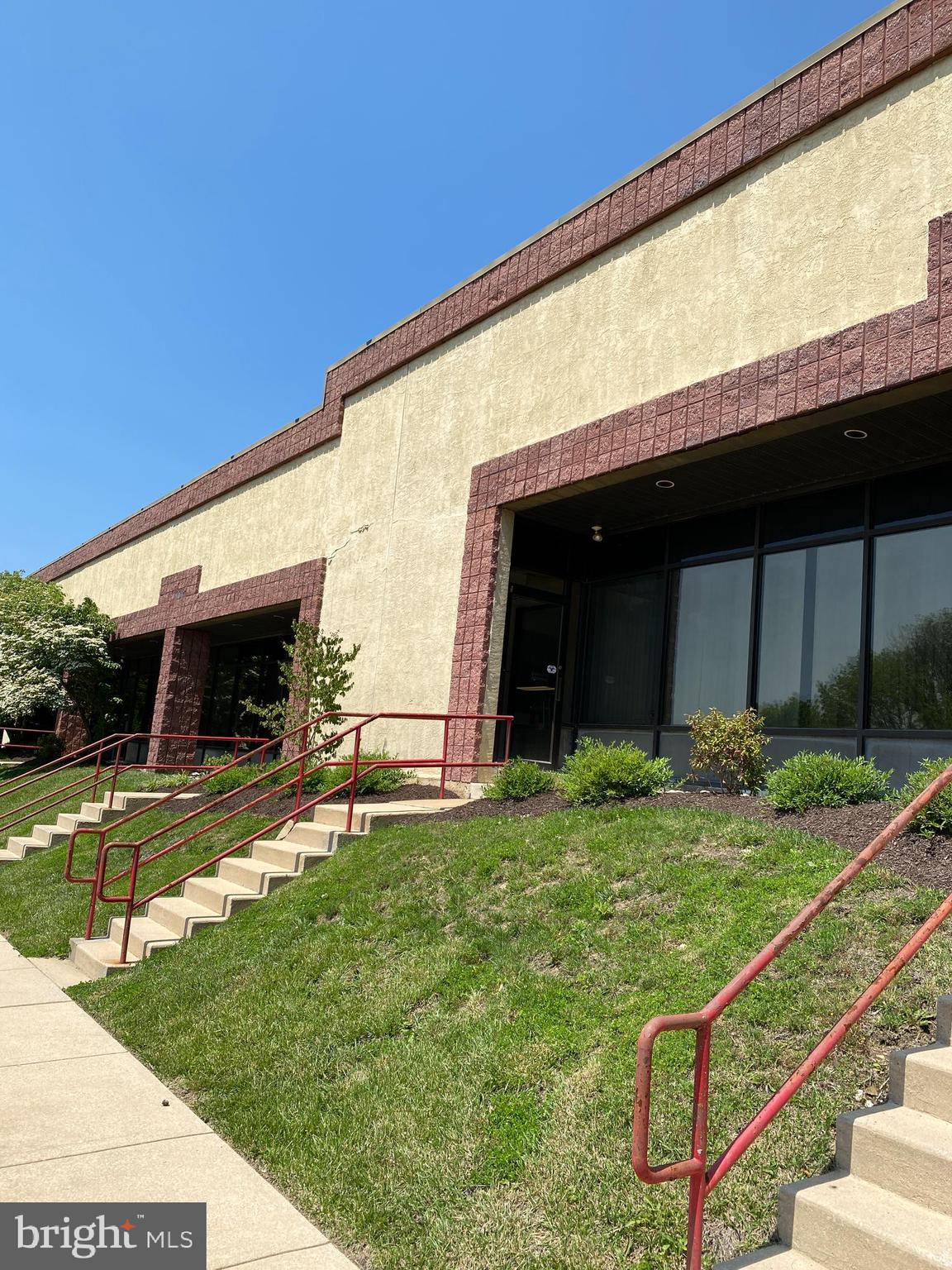 602 JEFFERS CIRCLE 106-107