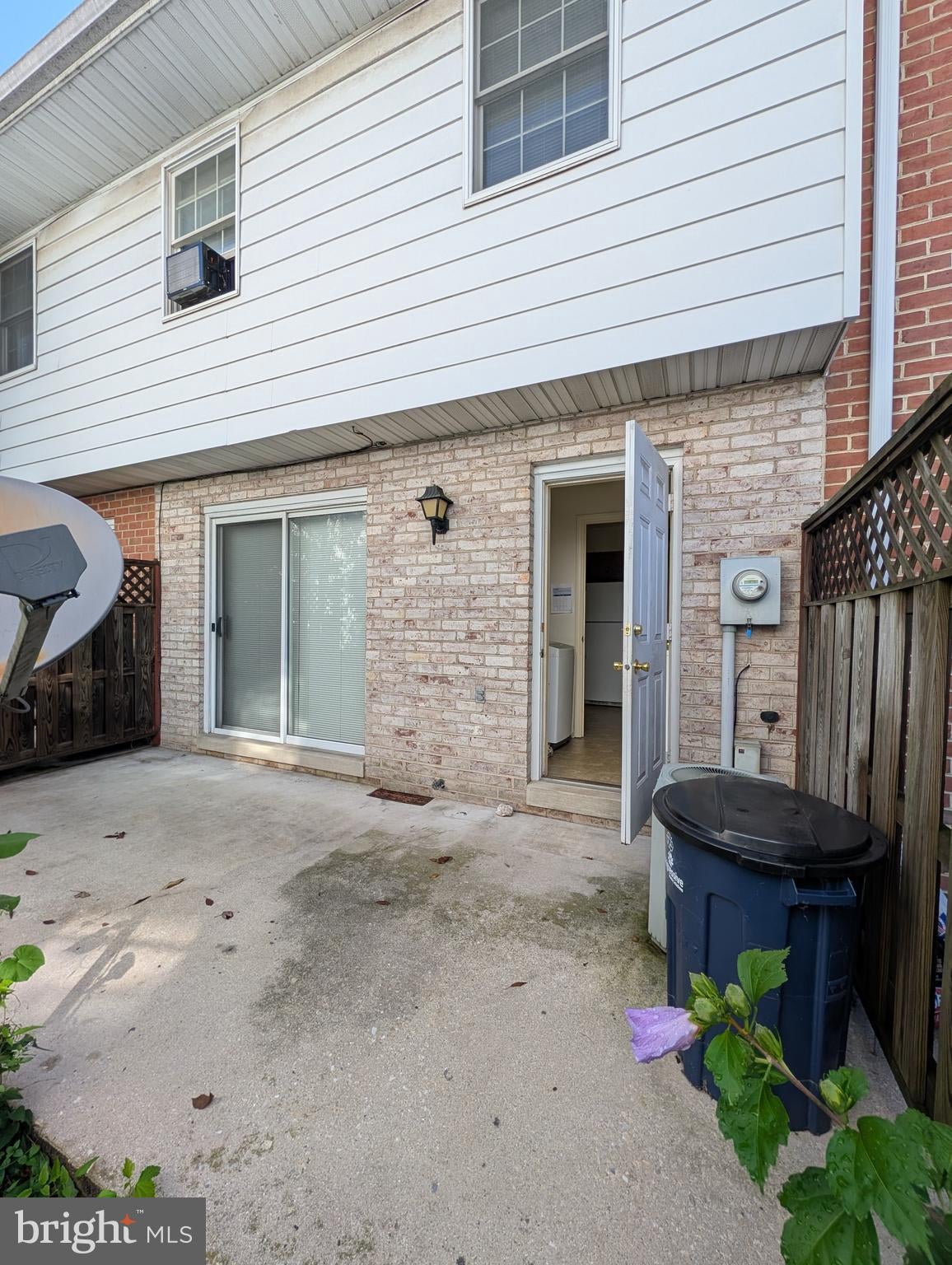 105 RIDGE AVENUE